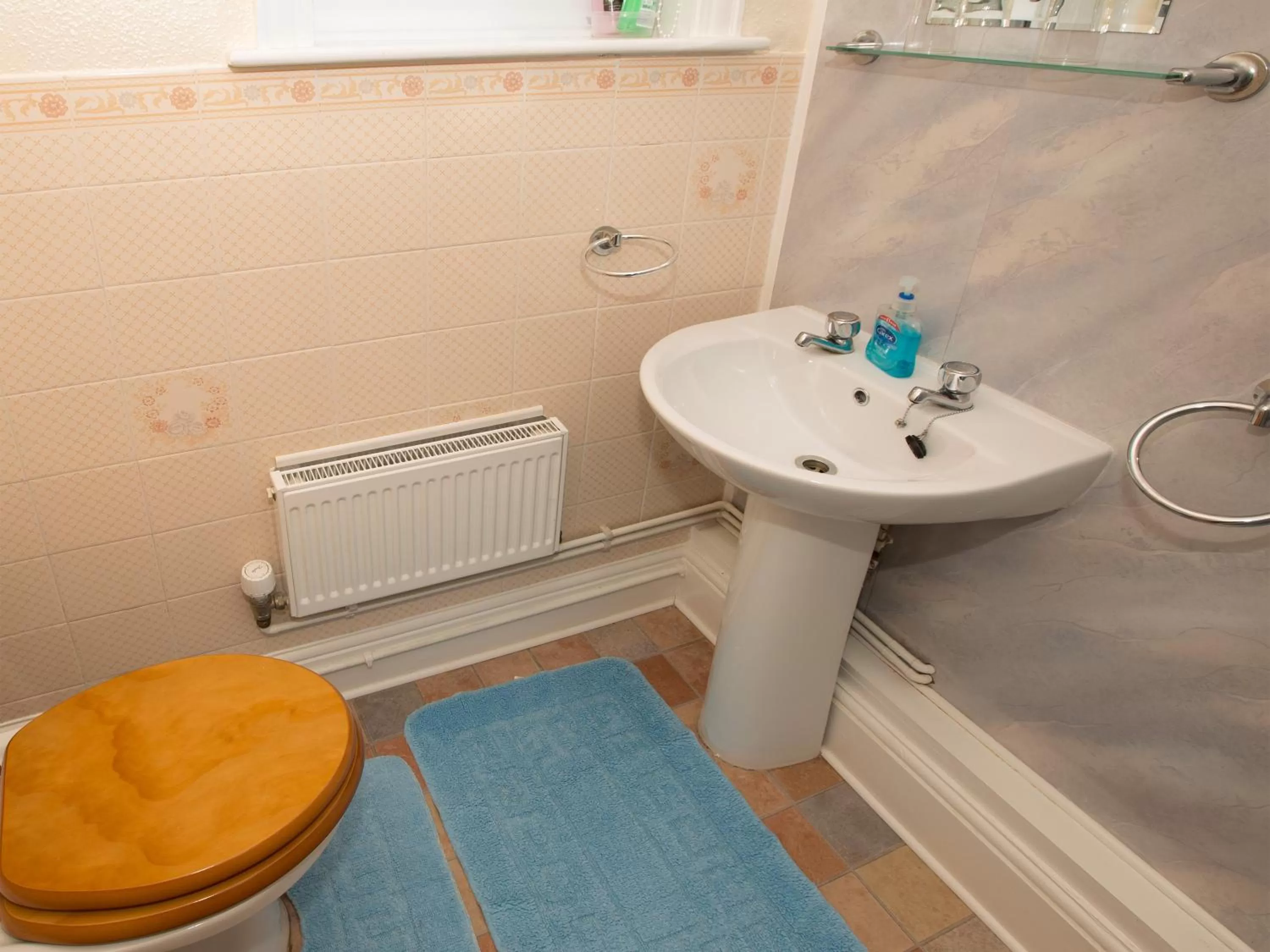 Bathroom in Eypeleaze B&B