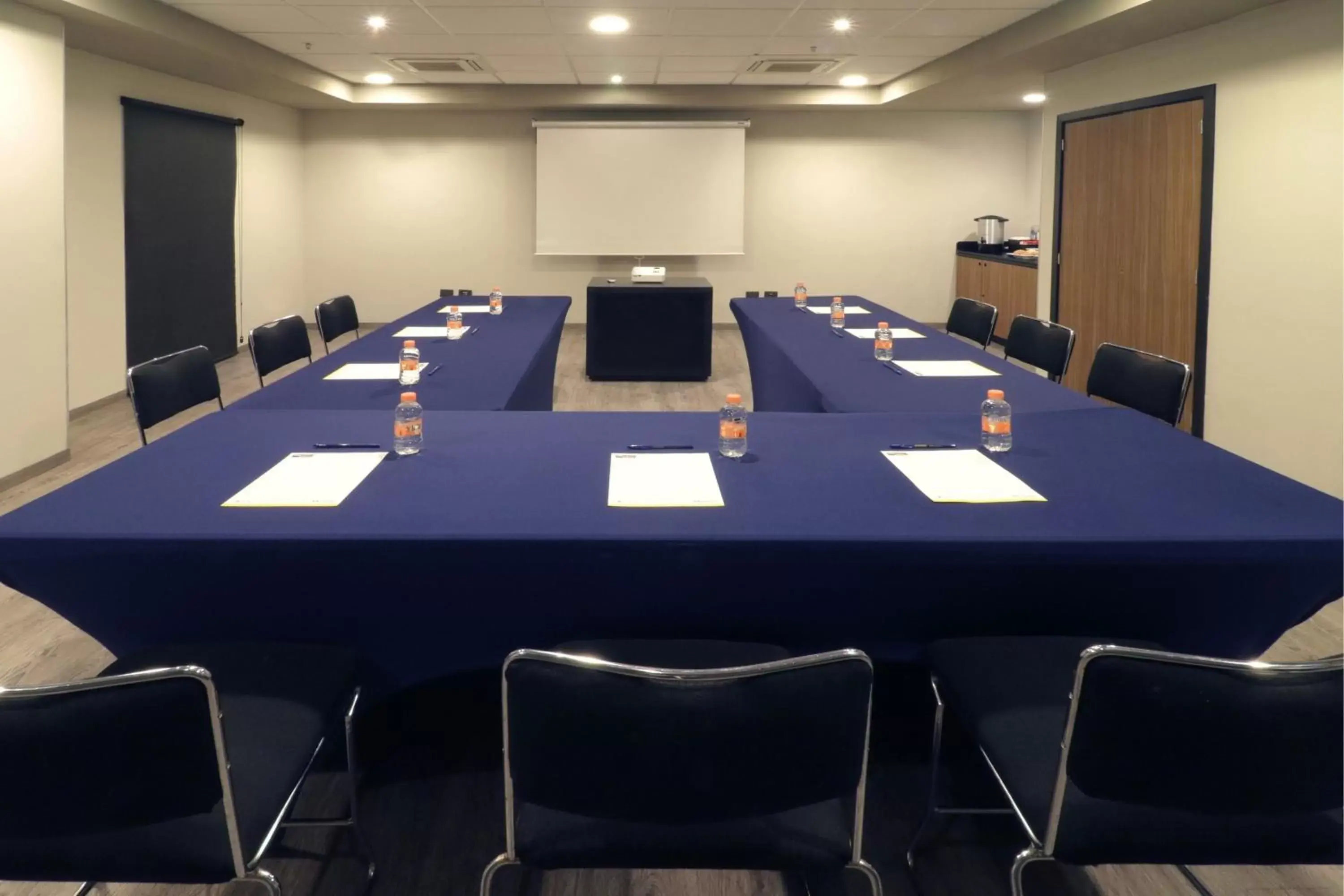 Meeting/conference room, Business Area/Conference Room in City Express by Marriott Piedras Negras