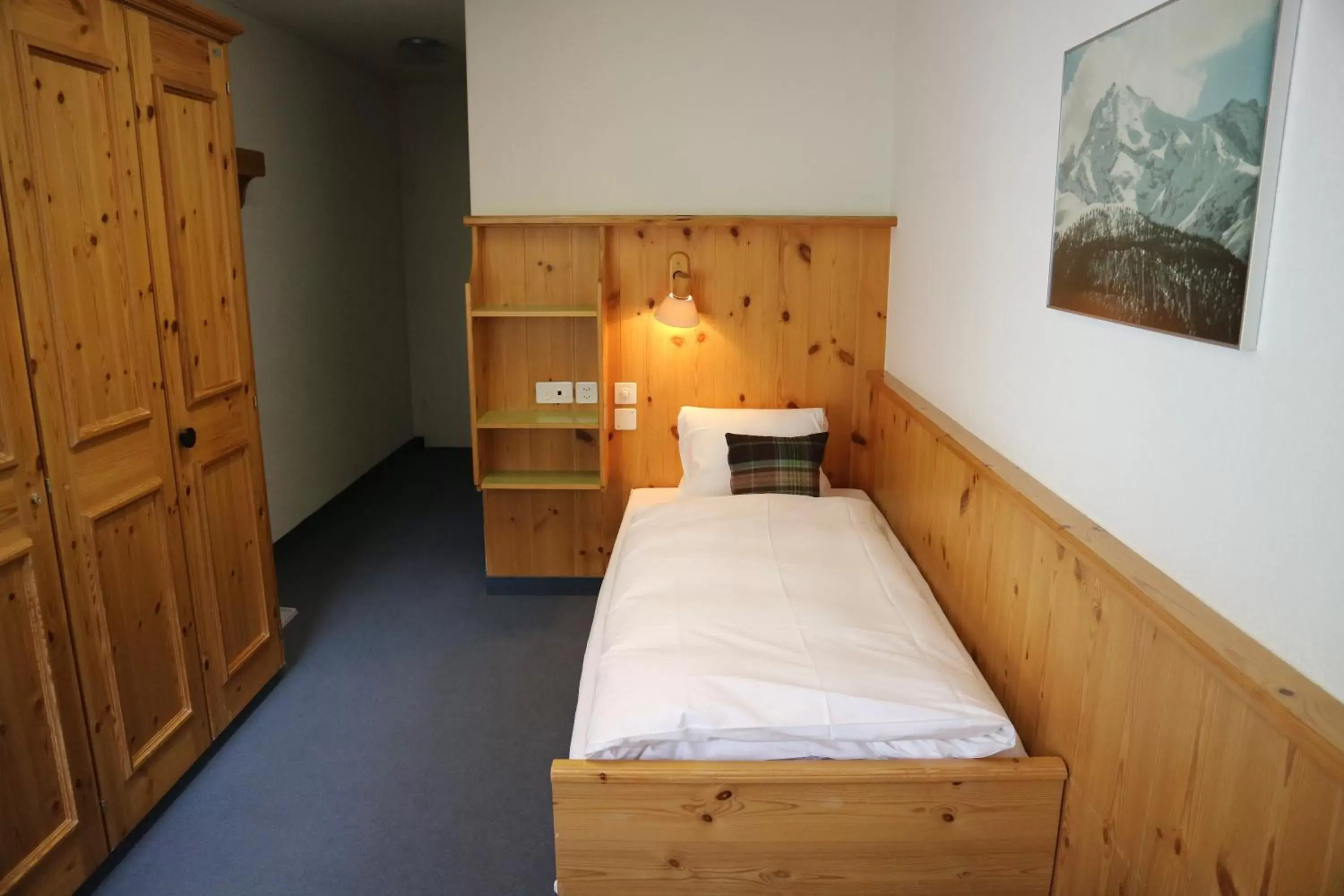 Bed, Room Photo in Spenglers Inn