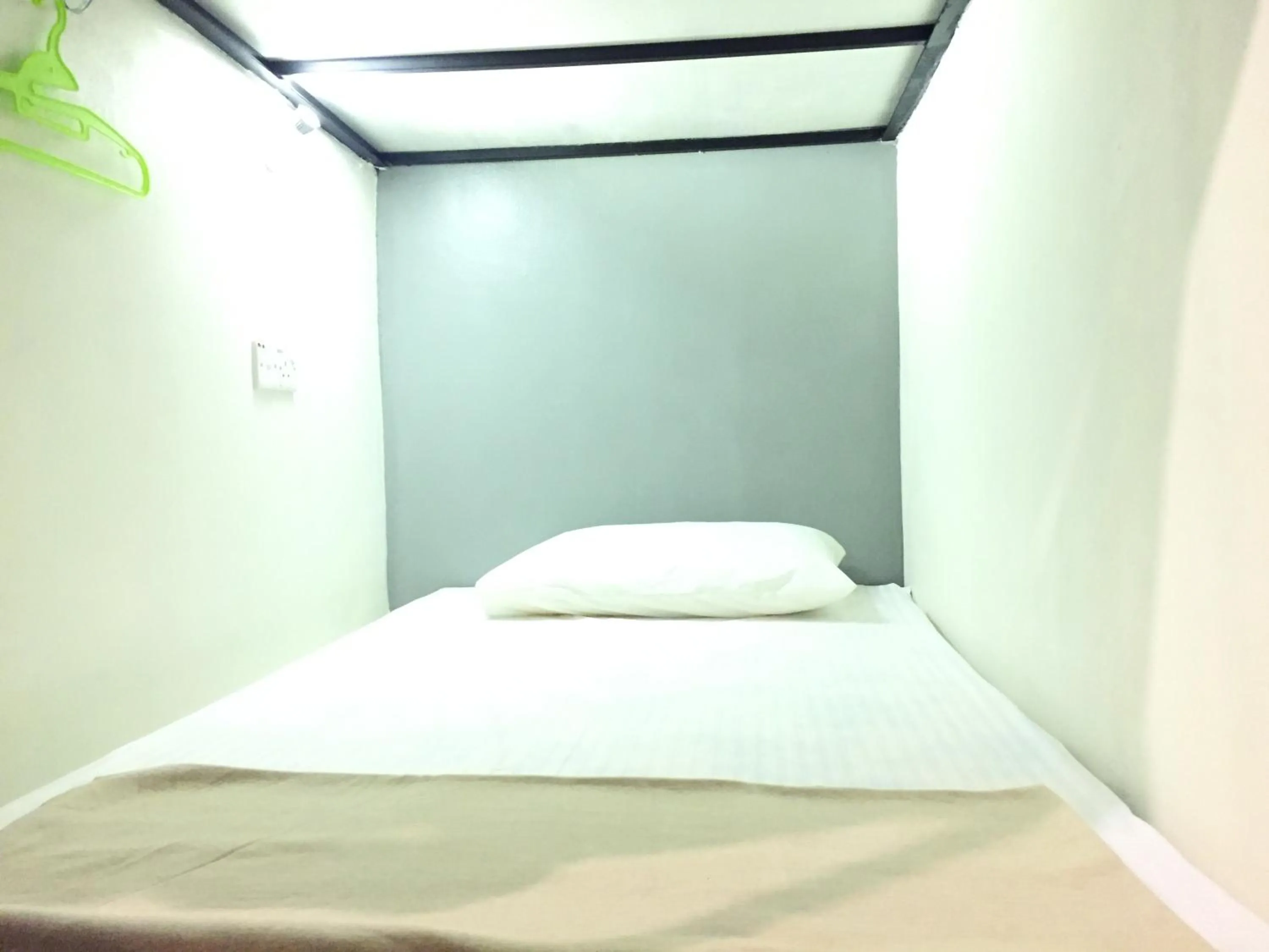 bunk bed, Bed in Sunset Homestay - Backpacker Hostel Self Checkin