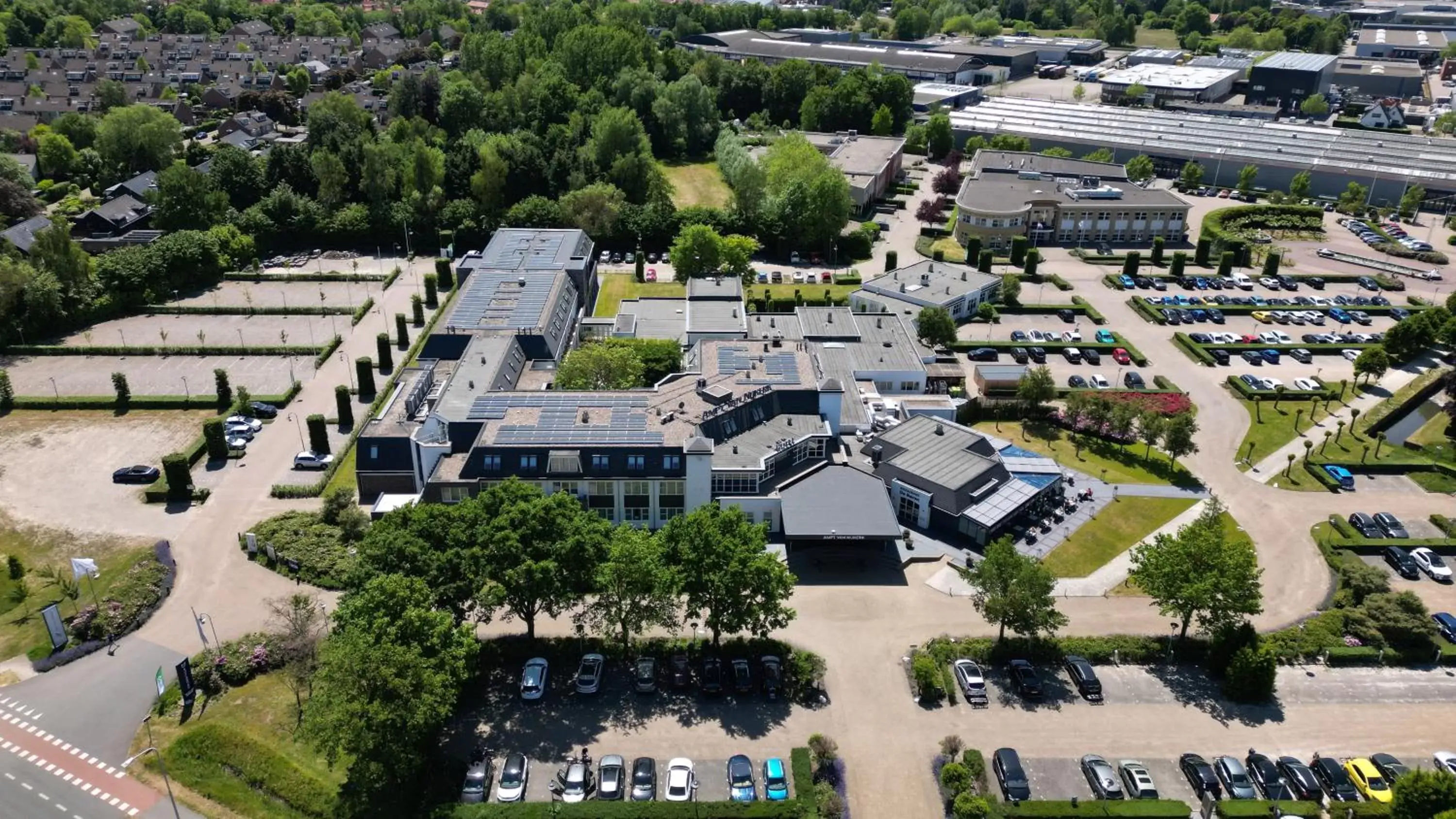 Property building, Bird's-eye View in Golden Tulip Ampt van Nijkerk