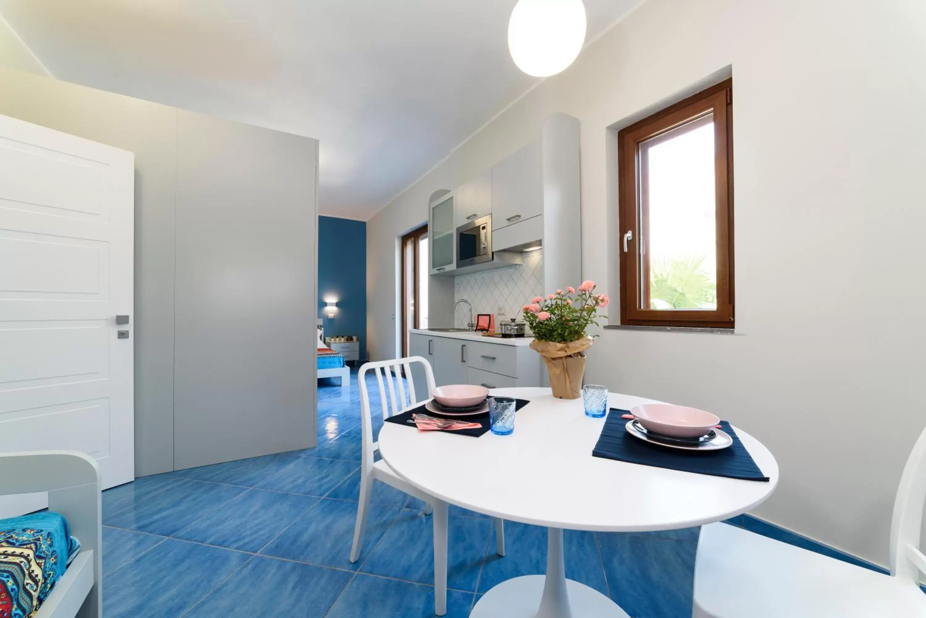 Kitchen or kitchenette, Dining Area in Il Papavero Residence Arbostella