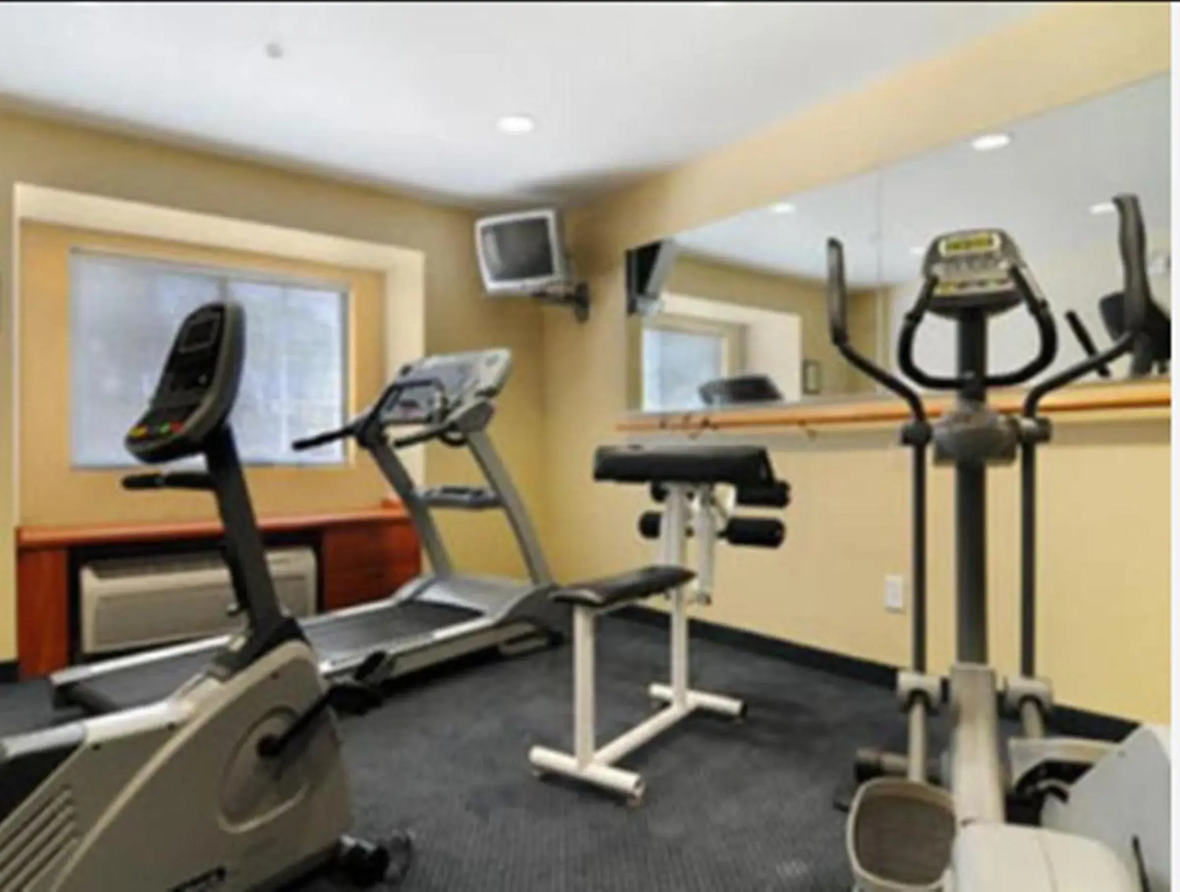 Fitness centre/facilities, Fitness Center/Facilities in Microtel Inn & Suites Huntsville