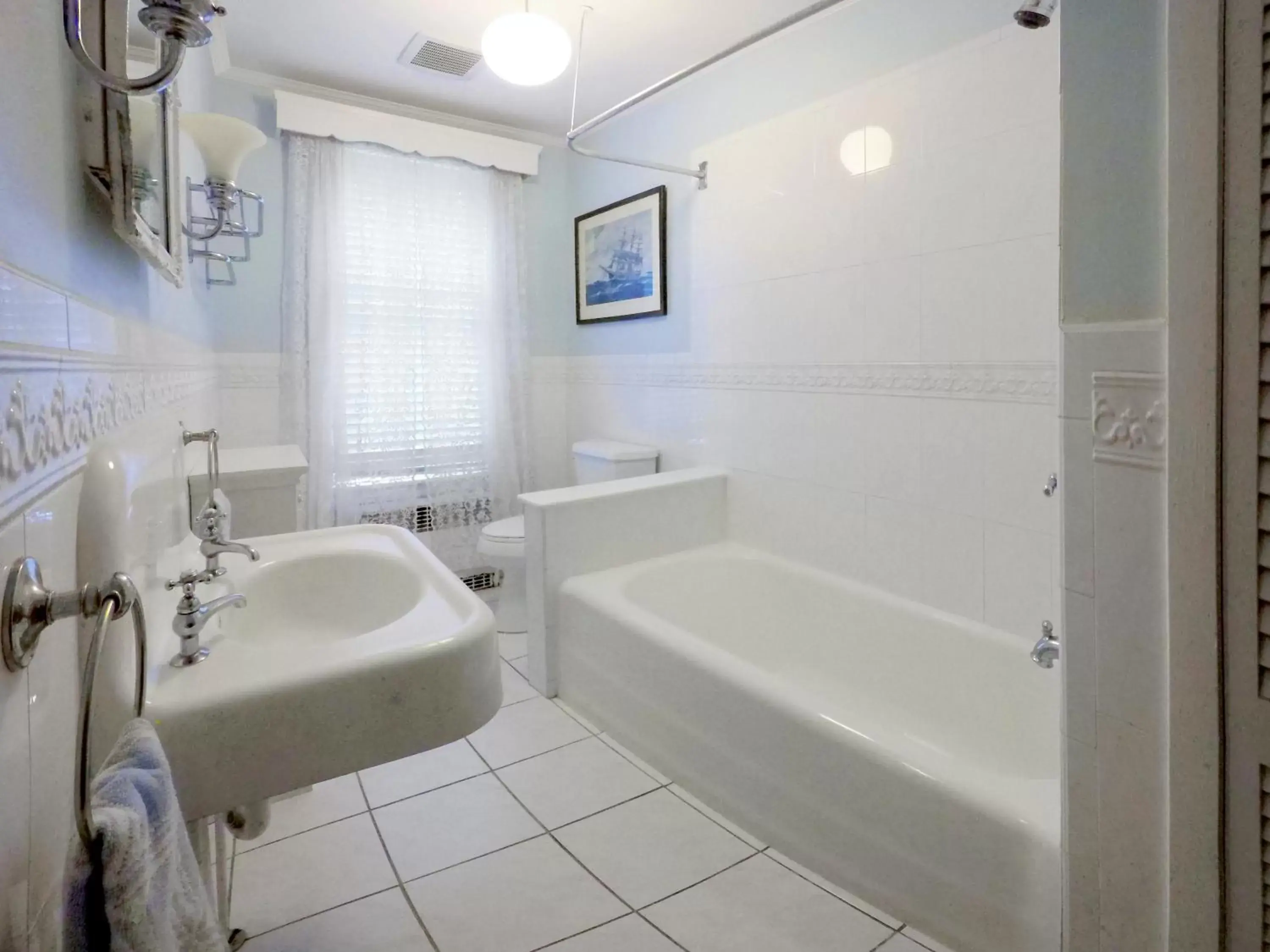 Double or Twin Room with Private External Bathroom in The Fox and Owl Inn Double or Twin Room with Private External Bathroom in The Fox and Owl Inn