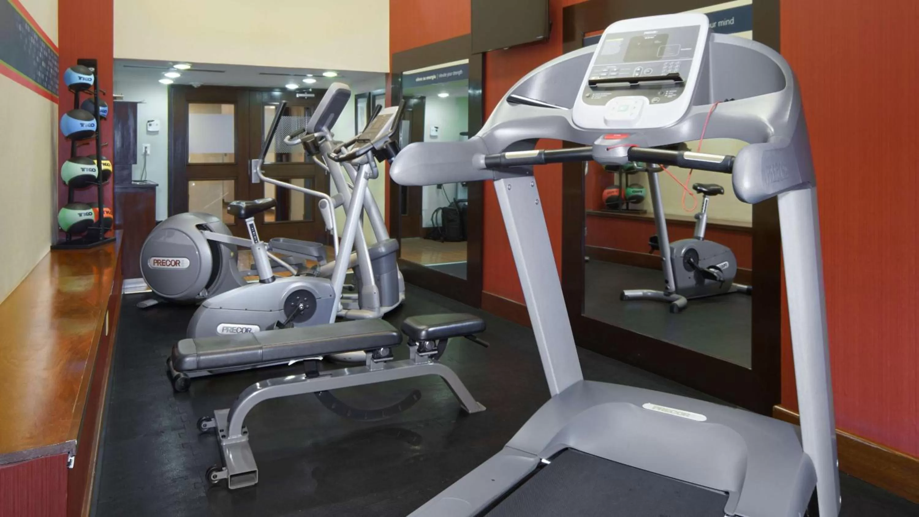 Fitness centre/facilities in Hampton Inn & Suites Mexico City - Centro Historico