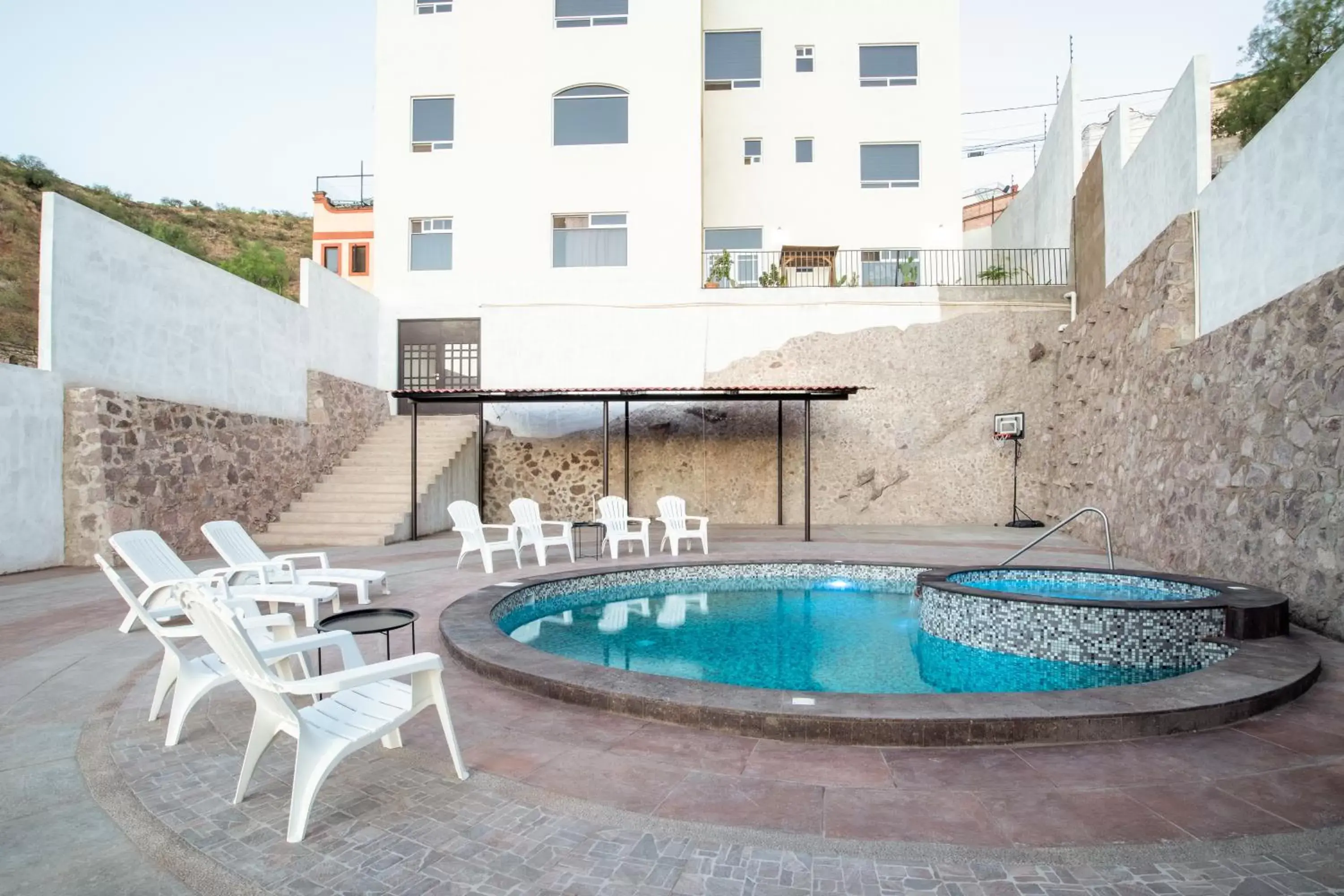 Property building, Swimming Pool in Casa de Tillie