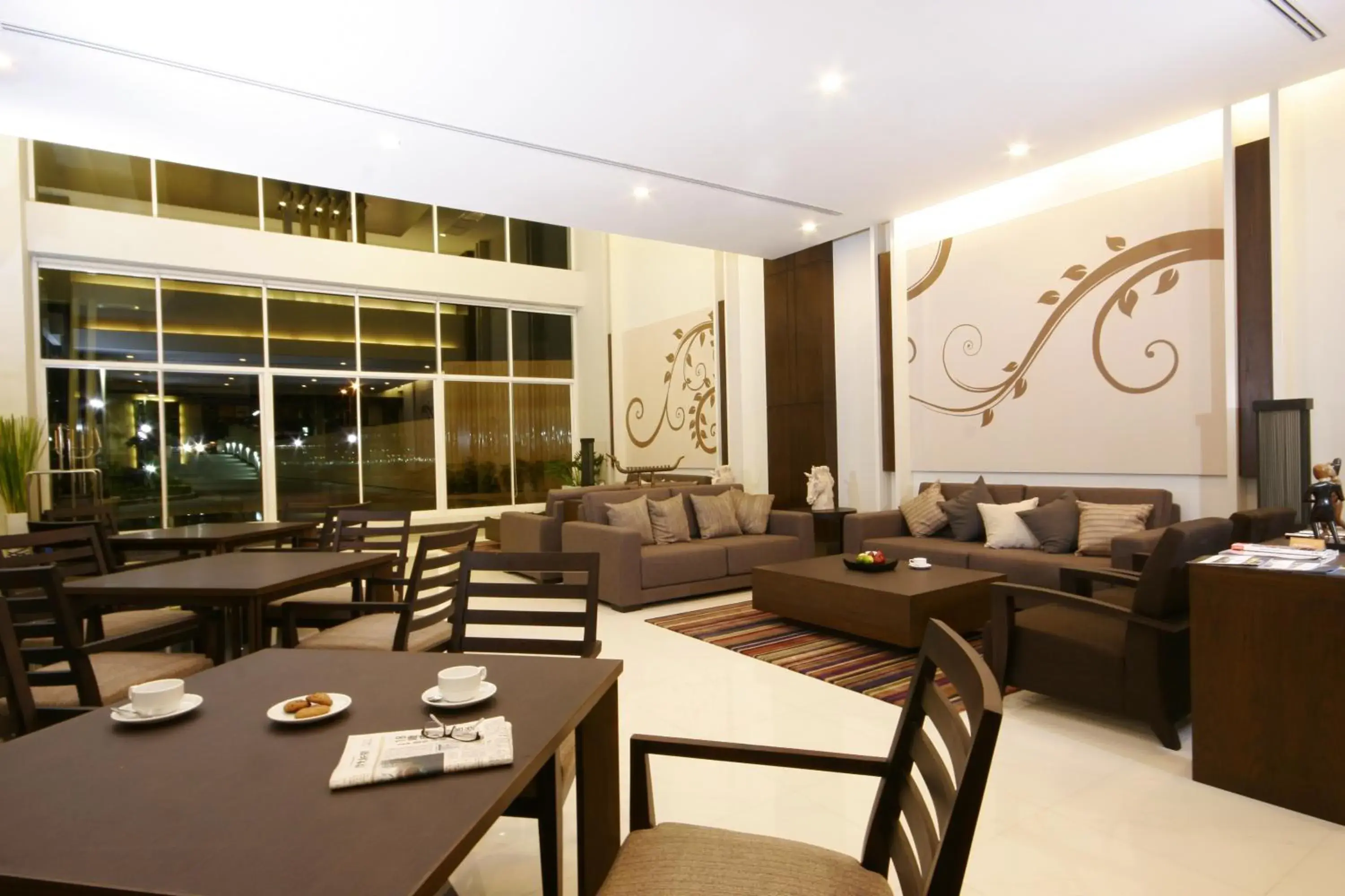 Library, Restaurant/Places to Eat in Kameo Grand Hotel & Serviced Apartment, Rayong