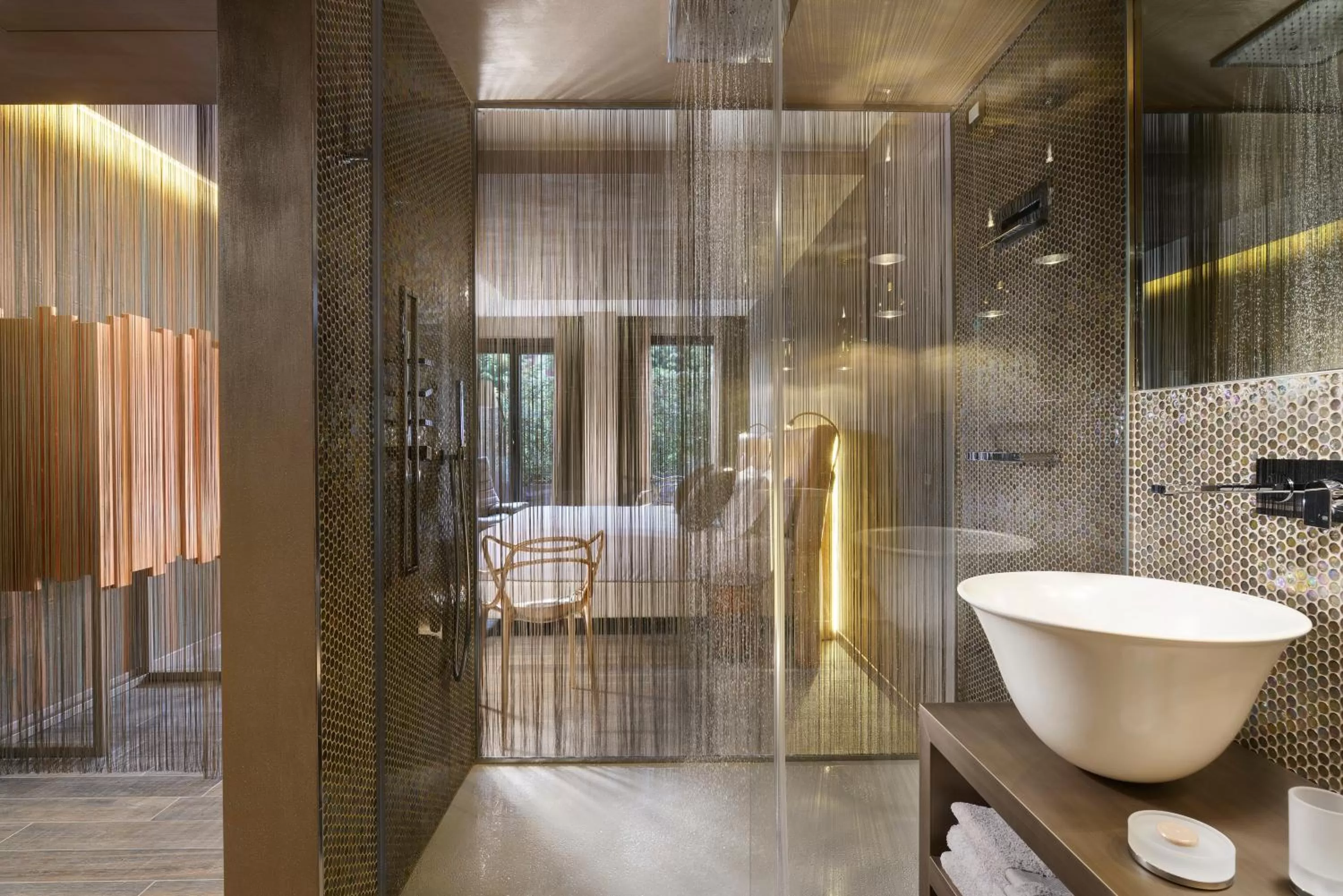 Shower in Milan Suite Hotel