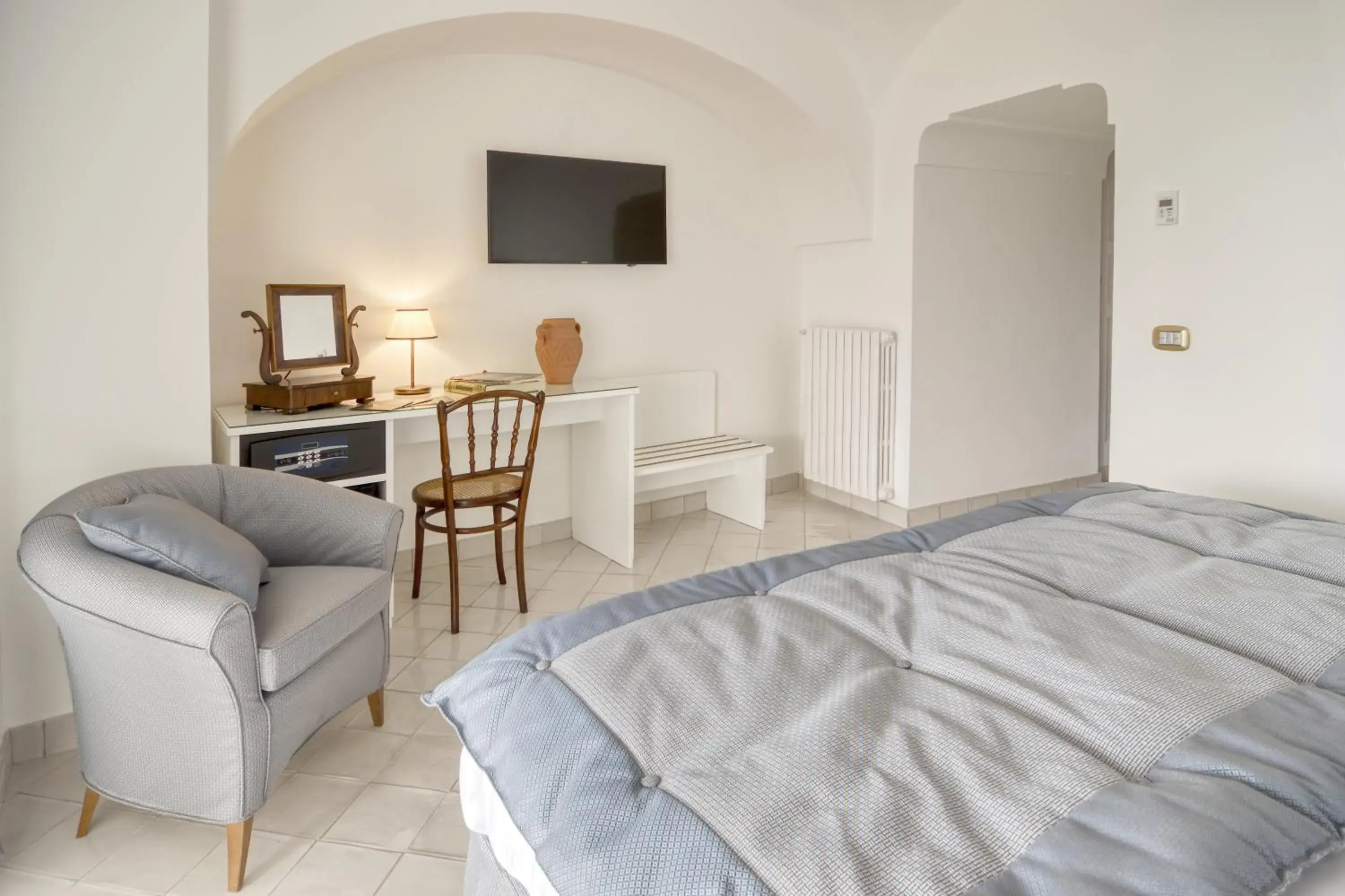 Seating area, TV/Entertainment Center in Palazzo Confalone