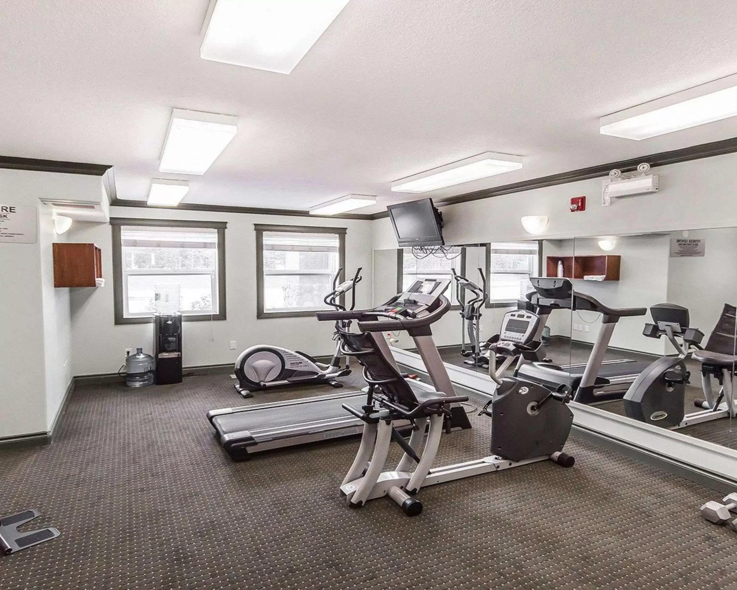 Fitness centre/facilities, Fitness Center/Facilities in Quality Inn & Suites Hinton