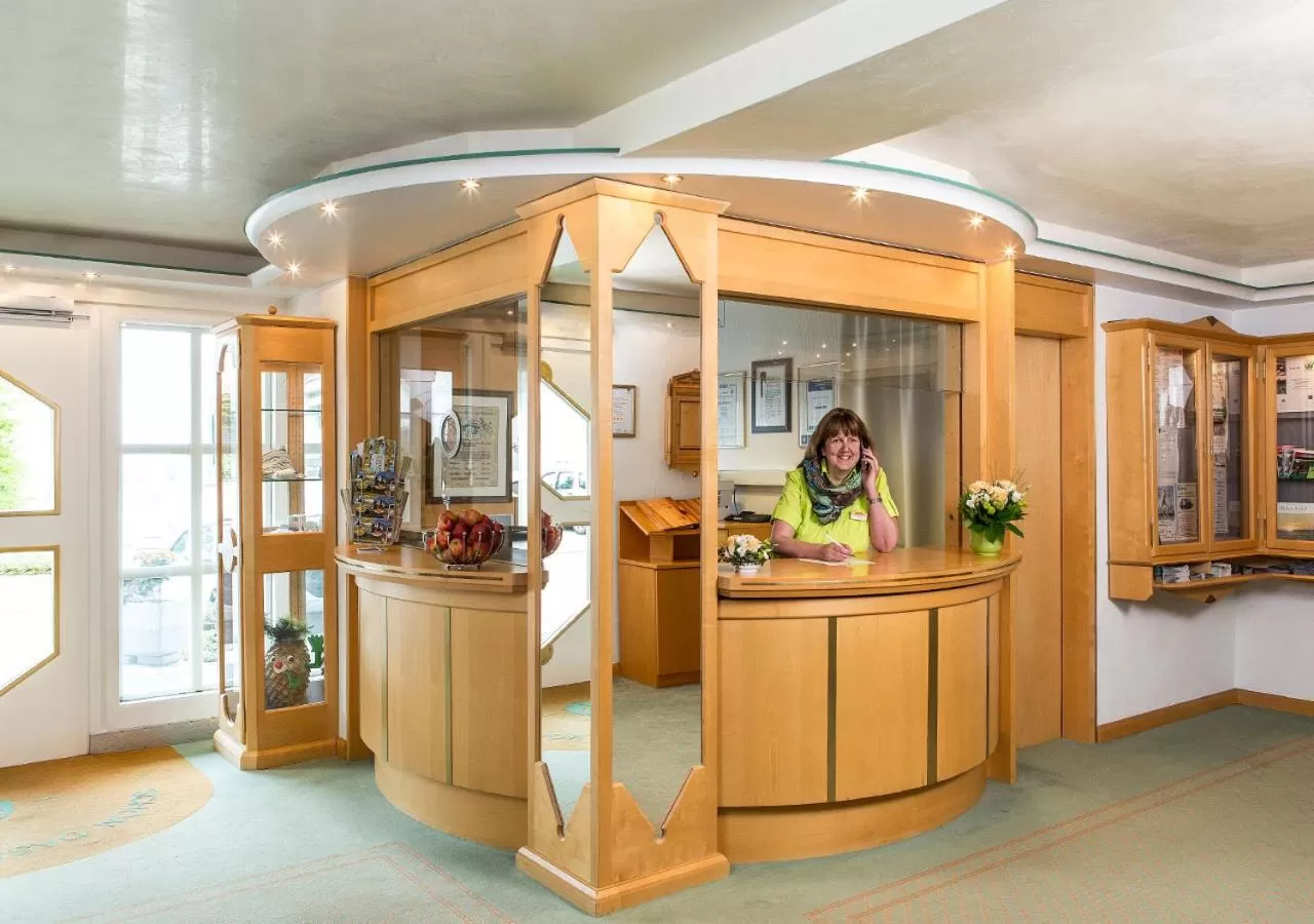 Lobby or reception in Portens Hotel Fernblick