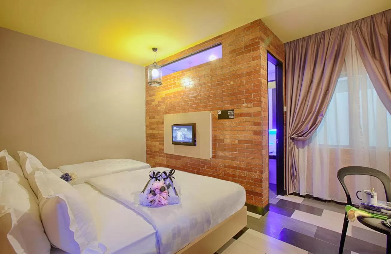 Photo of the whole room, Bed in the youniQ Hotel, Kuala Lumpur International Airport