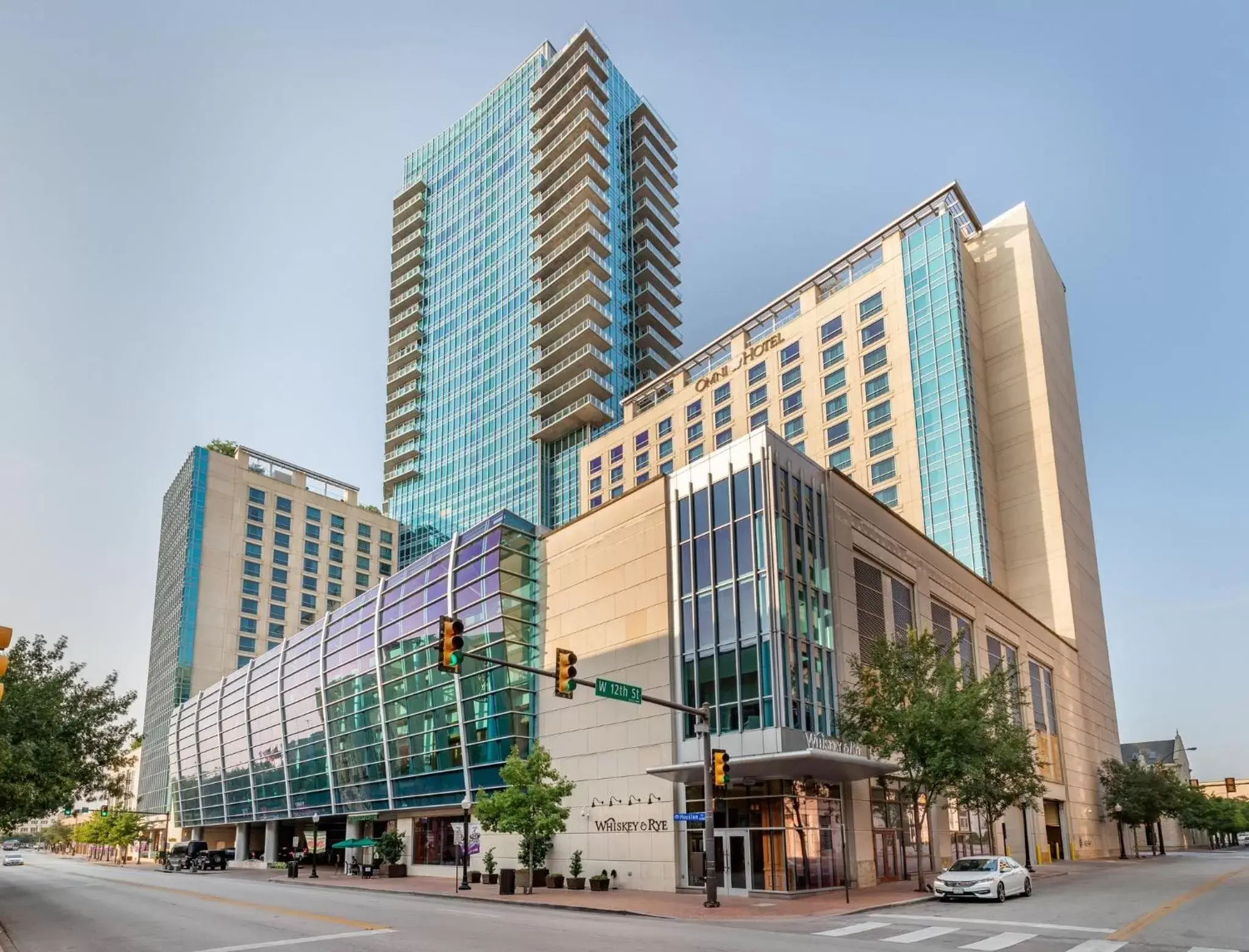 Property Building in Omni Fort Worth Hotel