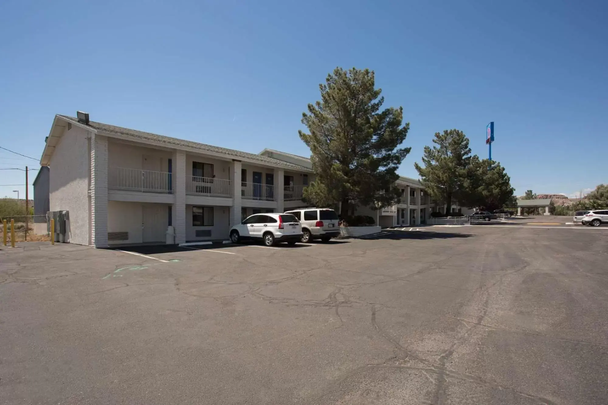 Property Building in Motel 6-Kingman, AZ - Route 66 West