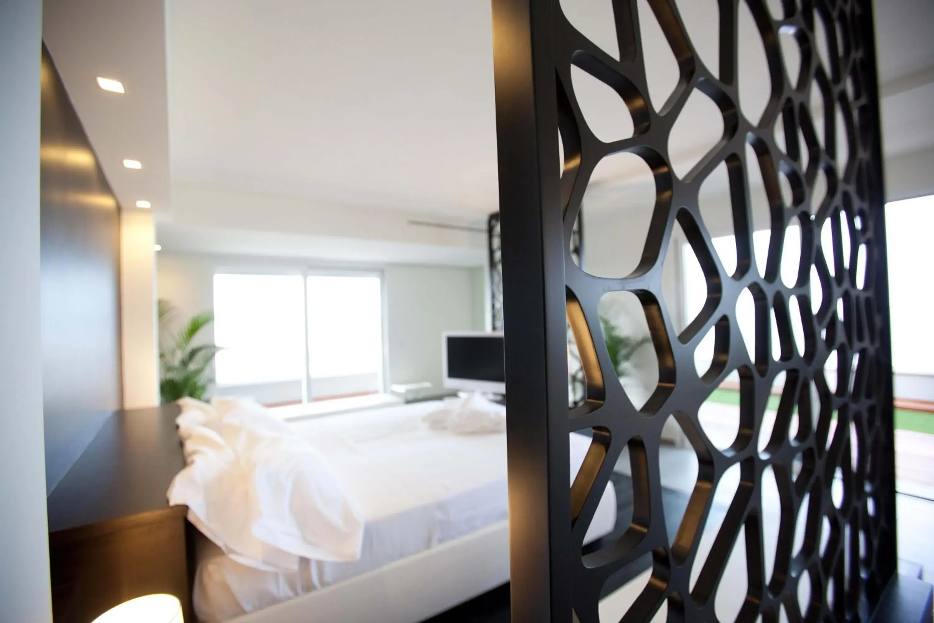 Bed in Villa Del Mare Spa Resort