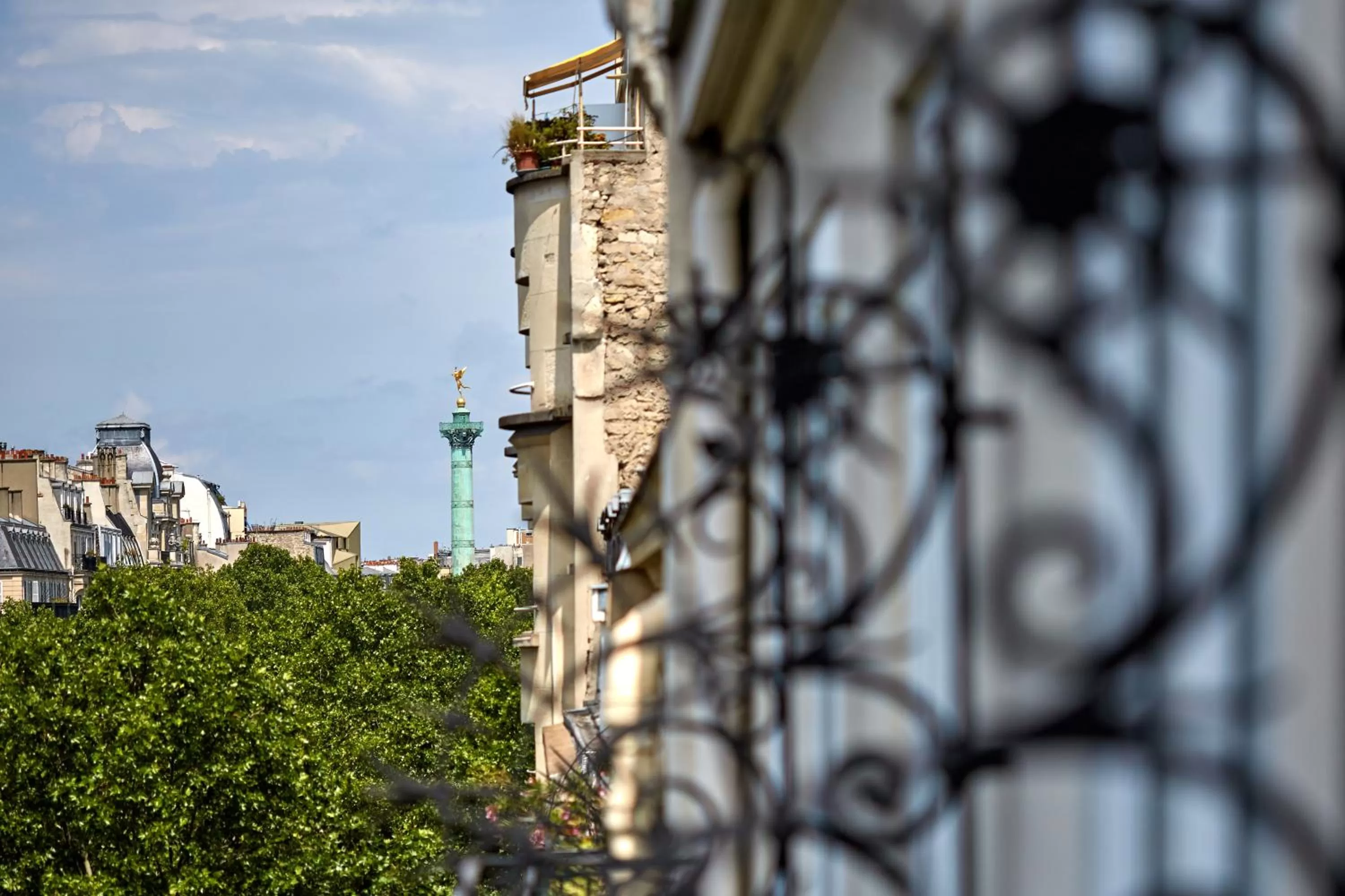 City view in Hotel Locomo - Gare de Lyon Bastille
