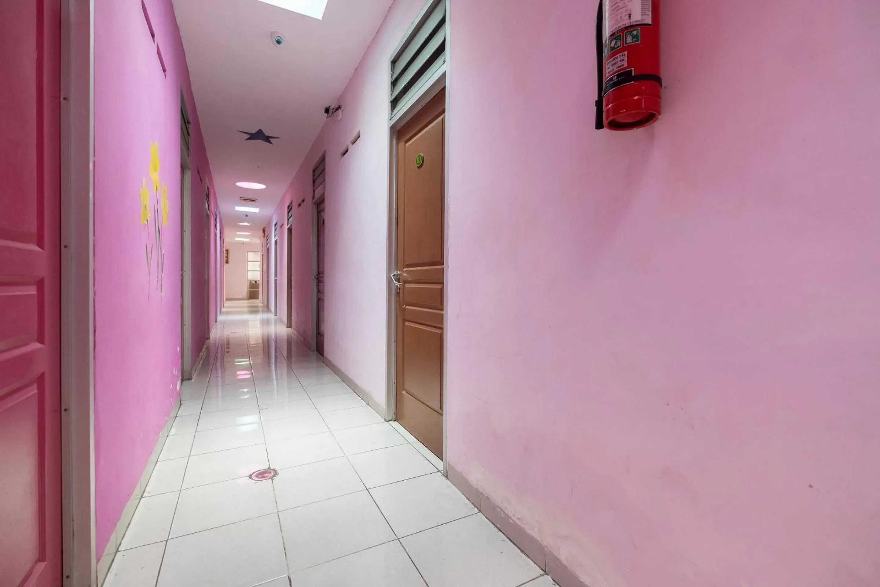 Balcony/Terrace in SPOT ON 2214 Wisma Jampea