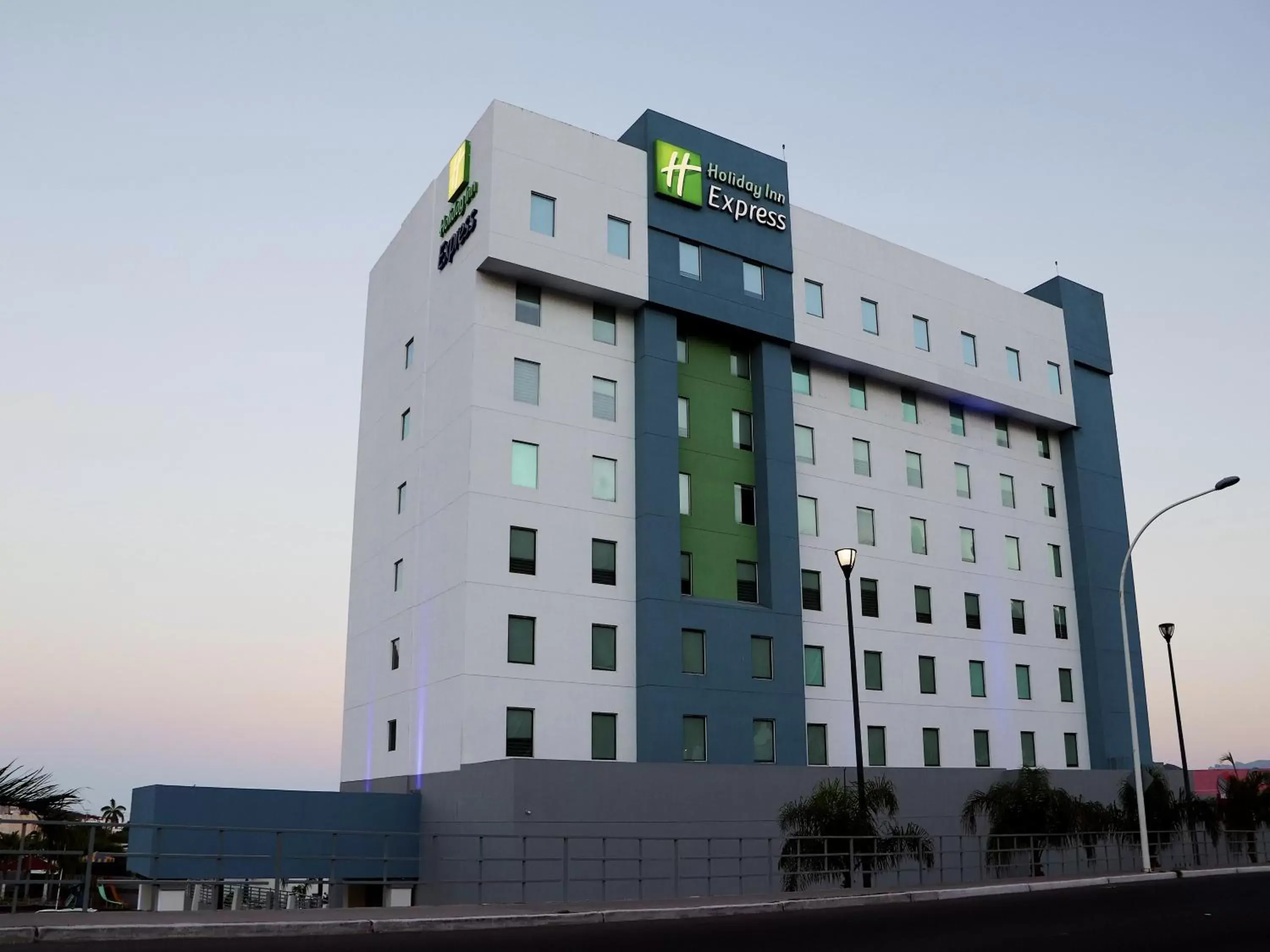 Property building in Holiday Inn Express Guaymas, an IHG Hotel