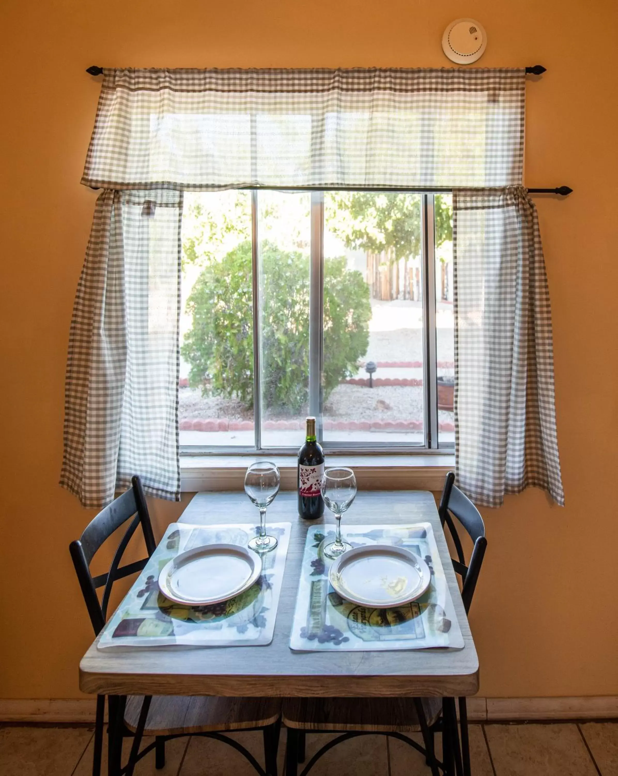 Dining Area in Harmony Motel