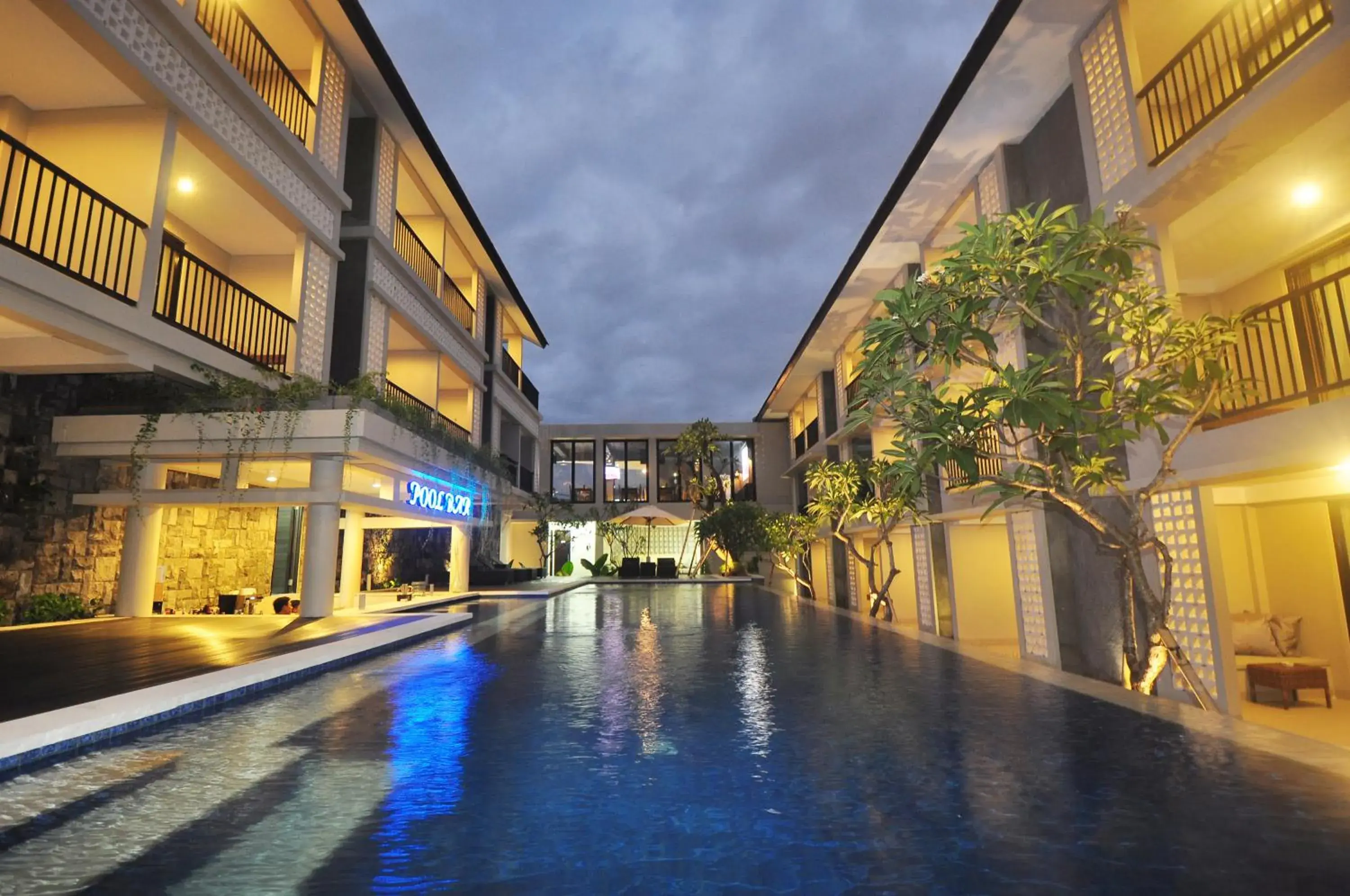 Swimming Pool in Grand Barong Resort