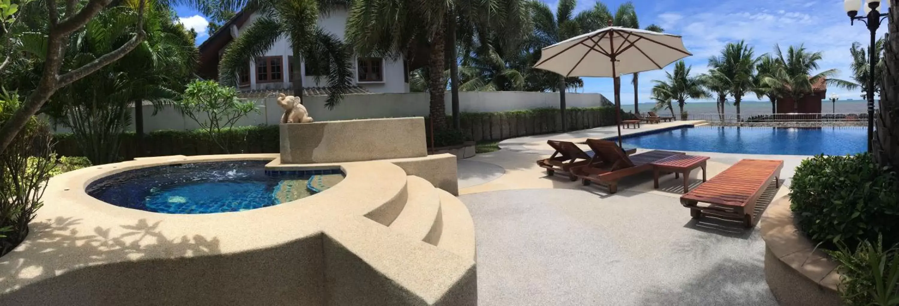 Facade/entrance, Swimming Pool in Serene Sands Health Resort