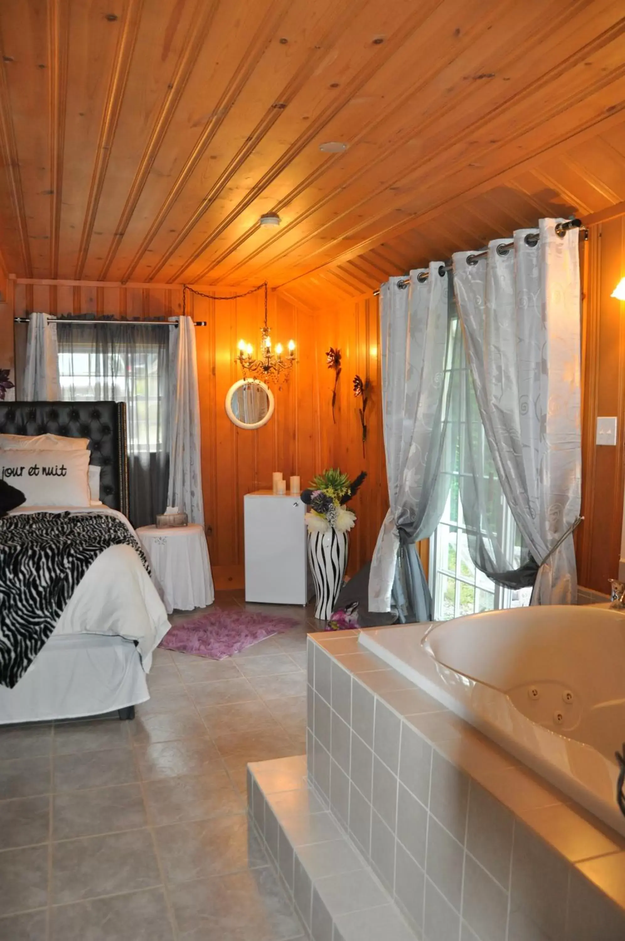 Bedroom in Auberge sur la Côte