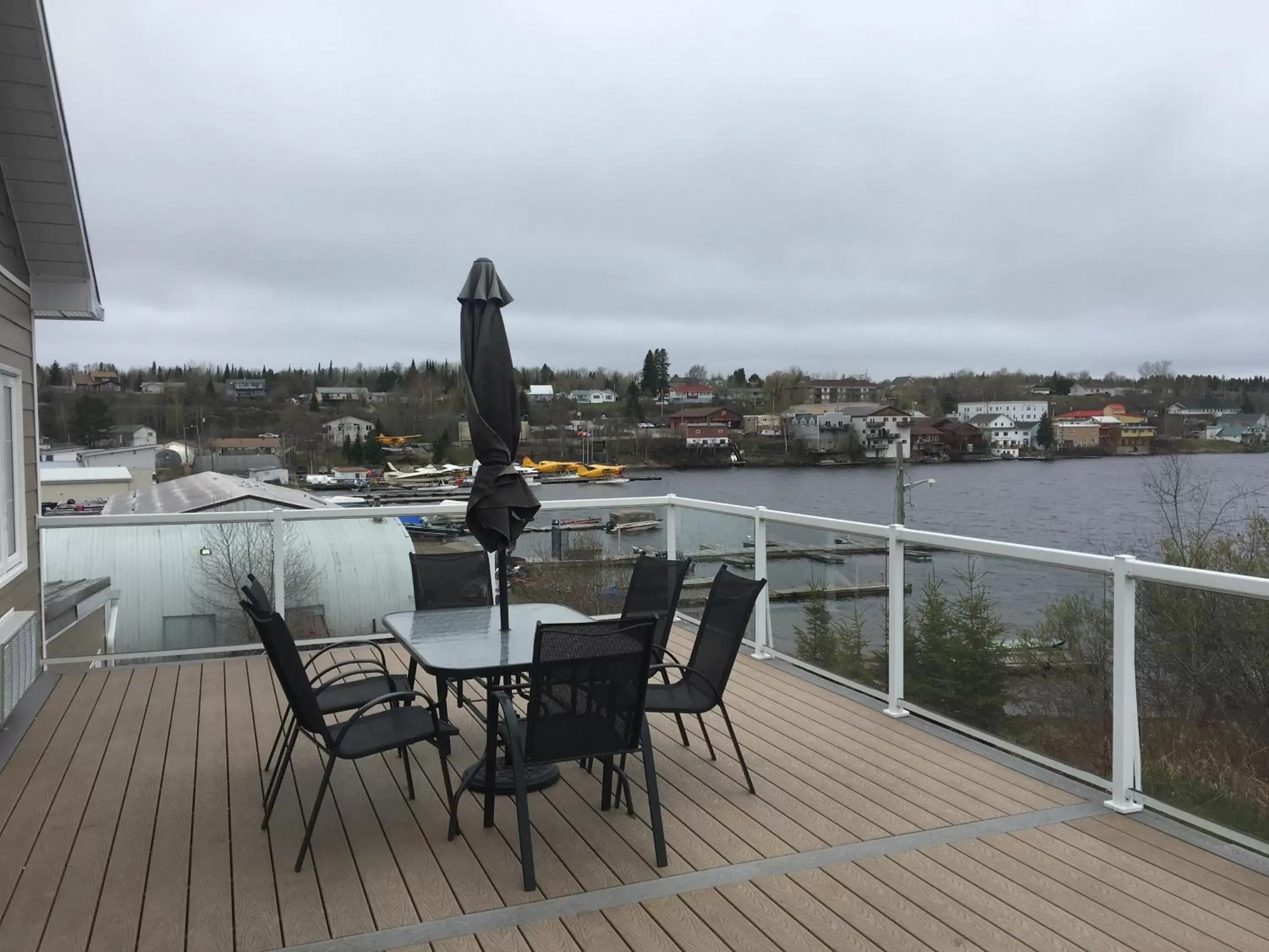 Patio in Howey Bay Motel