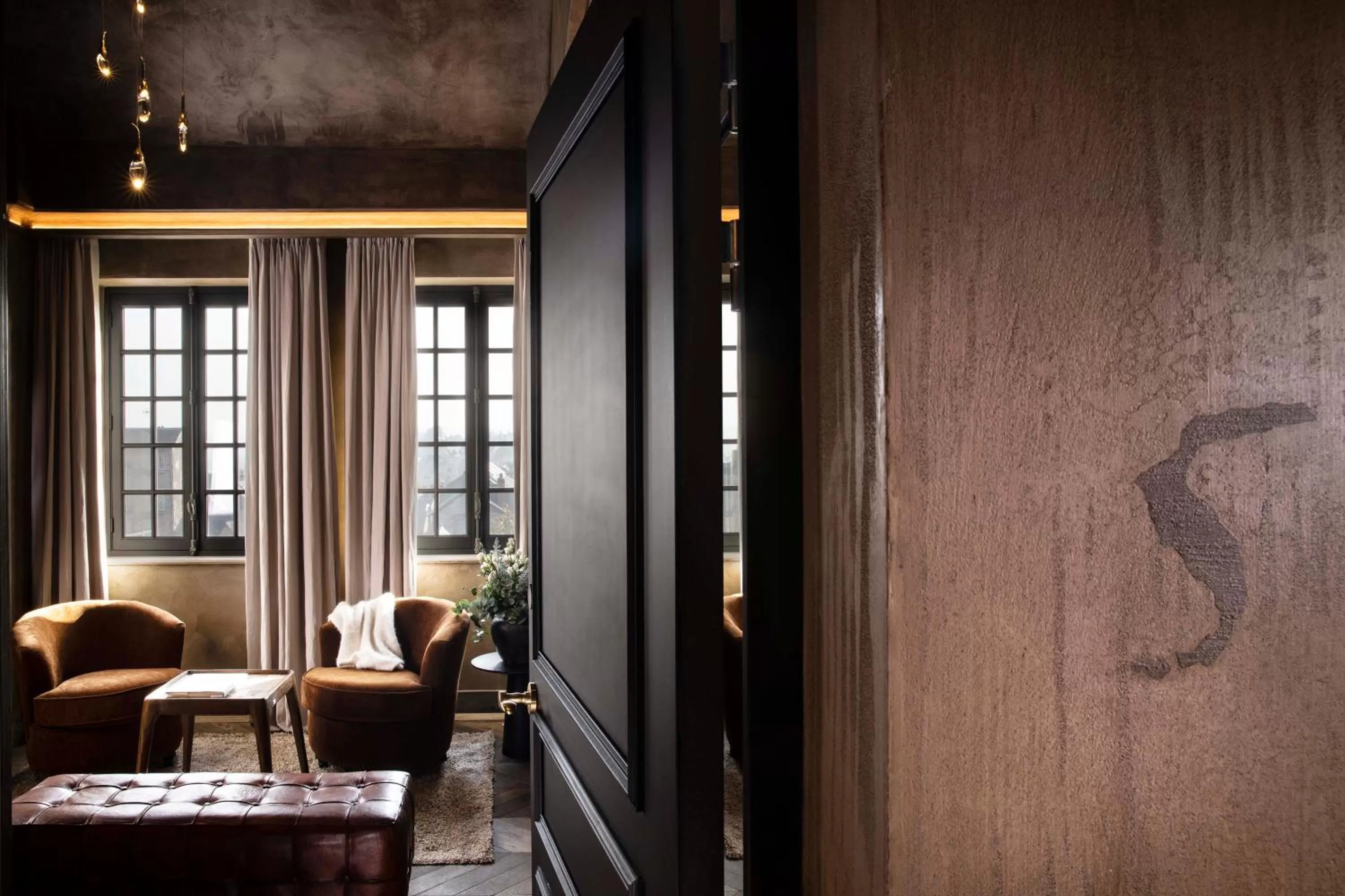 Seating area in Hôtel Saint-Delis - La Maison du Peintre - Relais & Châteaux