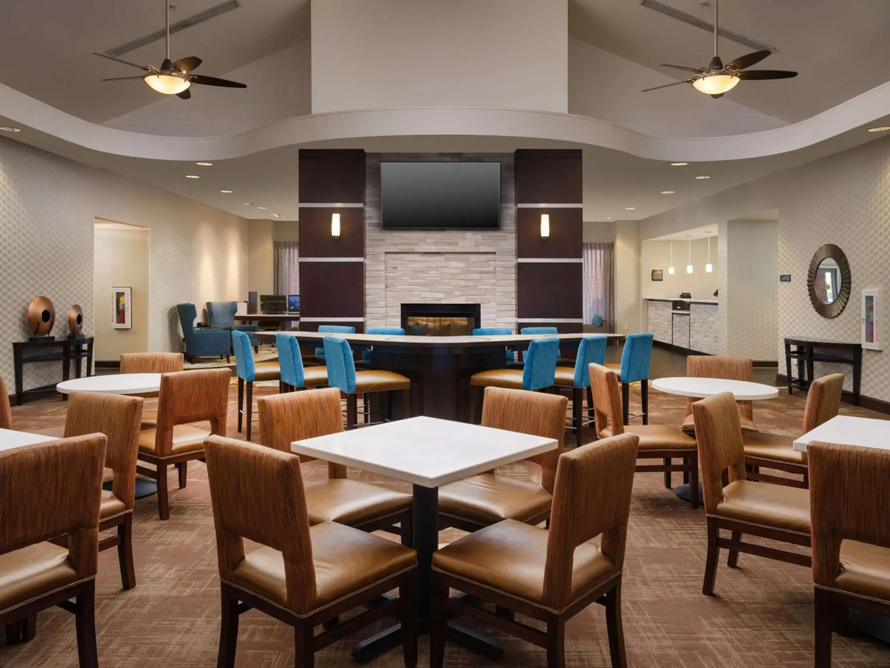 Dining area in Homewood Suites by Hilton Atlanta NW/Kennesaw-Town Center