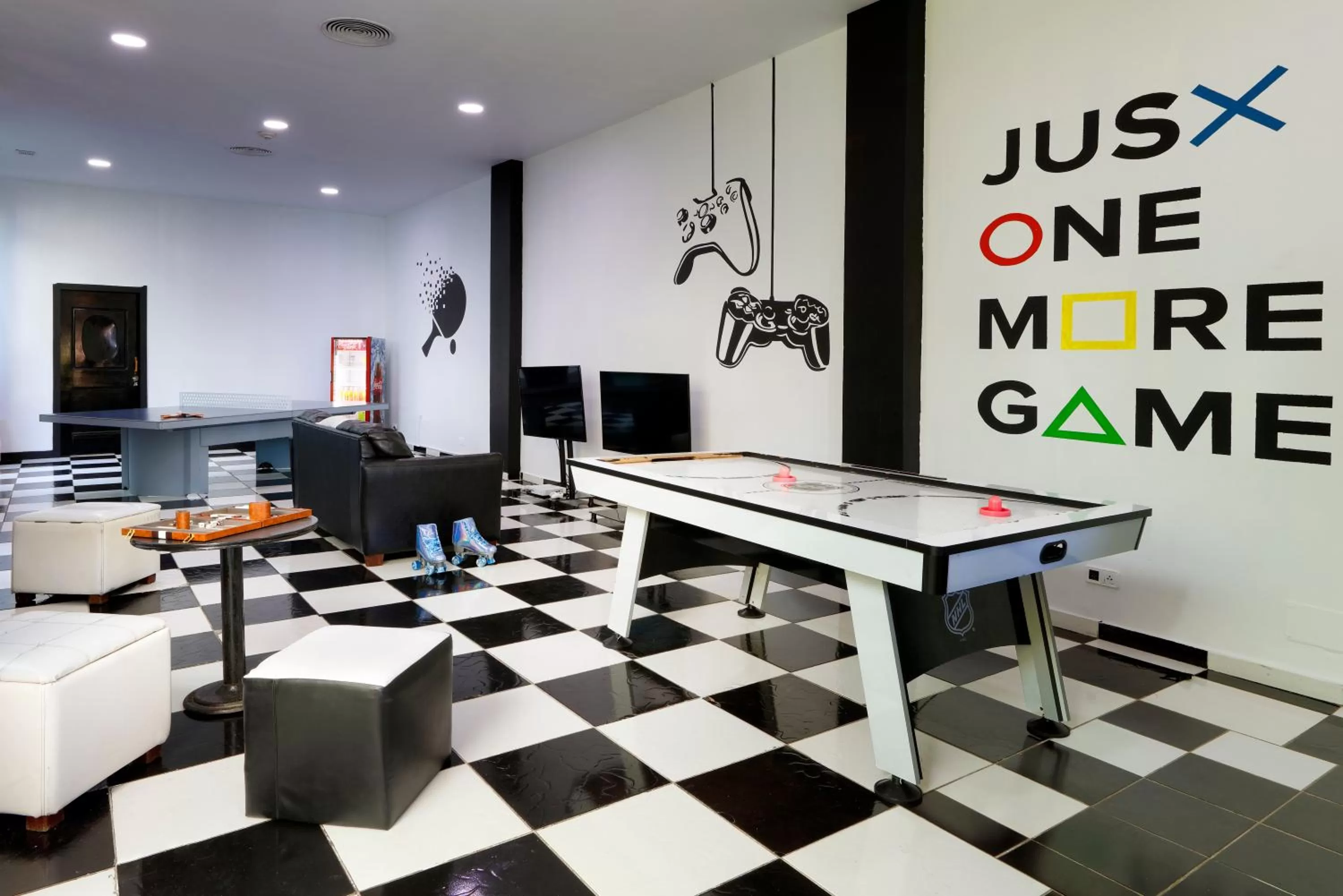 Game Room in Grand Palladium Jamaica Resort & Spa All Inclusive