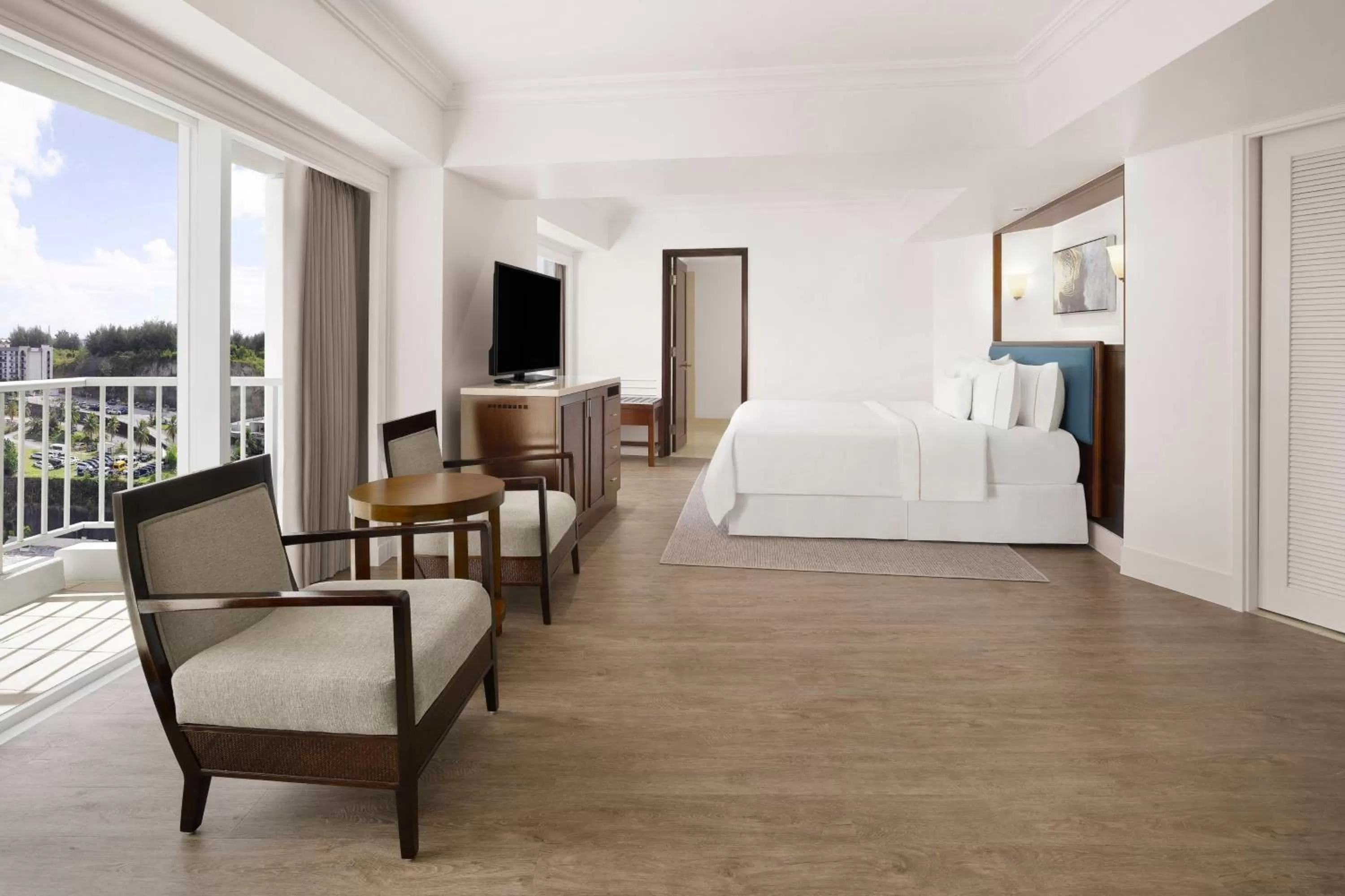 Photo of the whole room, Bed in The Westin Resort Guam