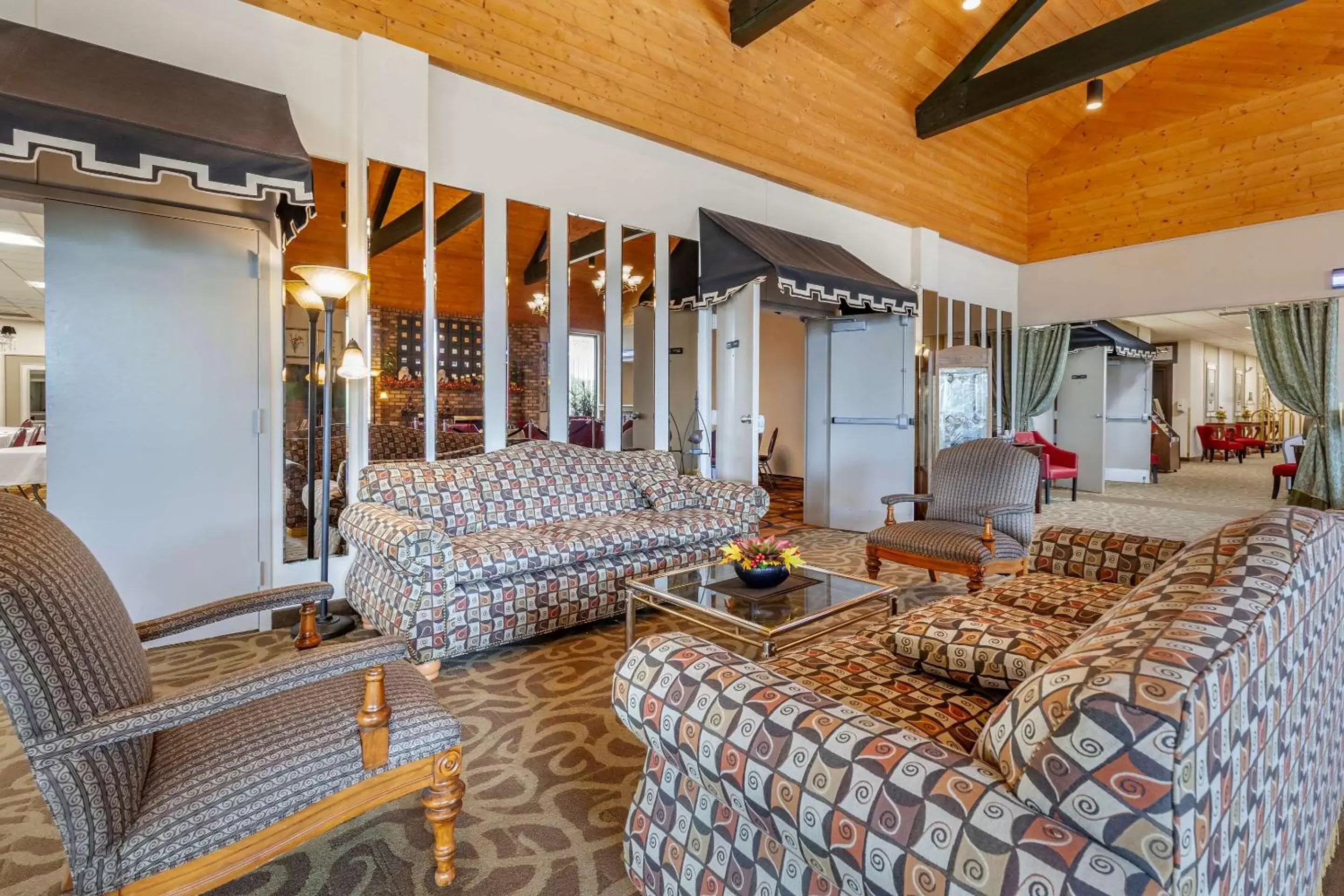 Lobby or reception, Seating Area in Quality Inn & Suites