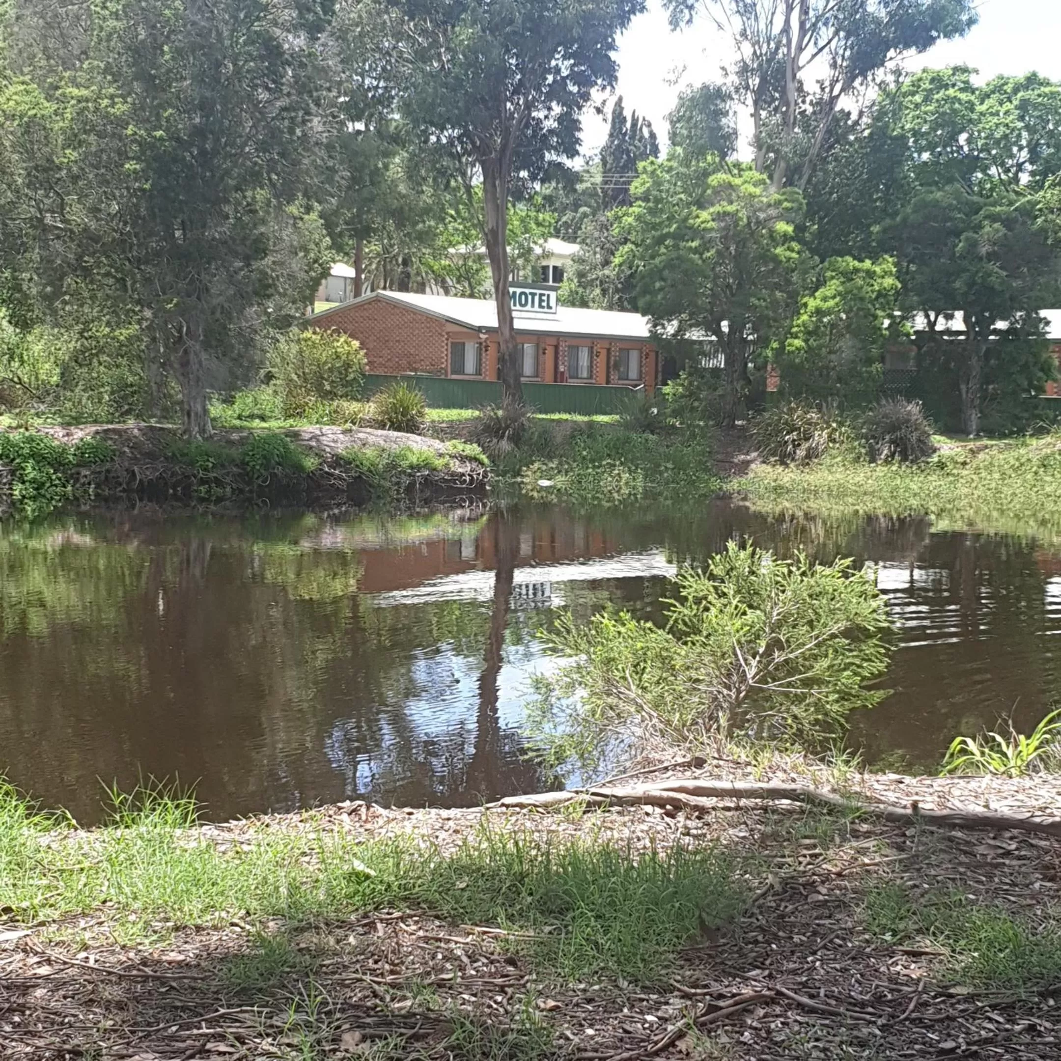 Lake view in Boonah Motel