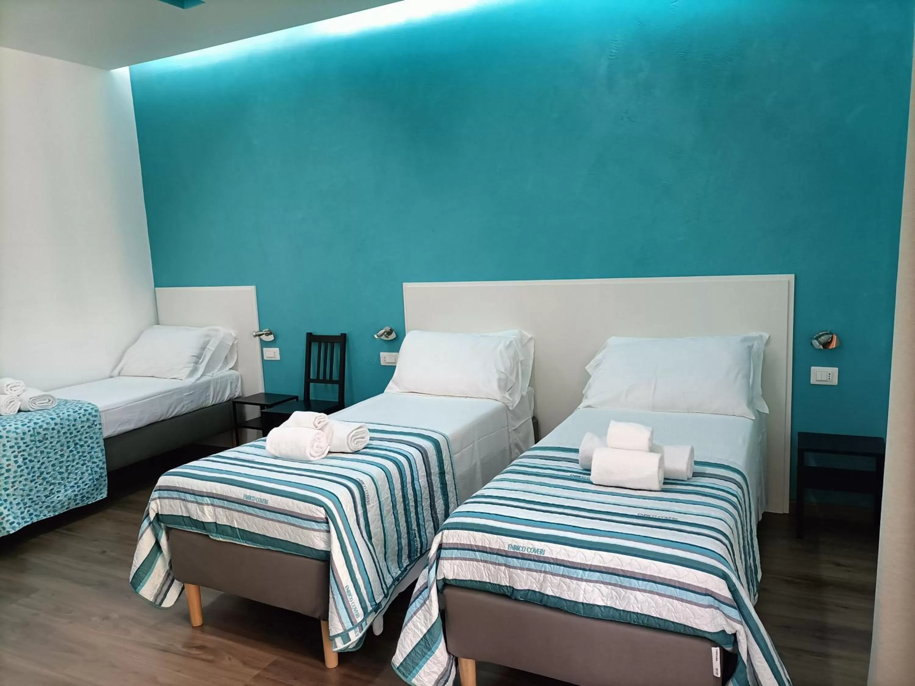 Photo of the whole room, Bed in Luxury B&B Iolanda