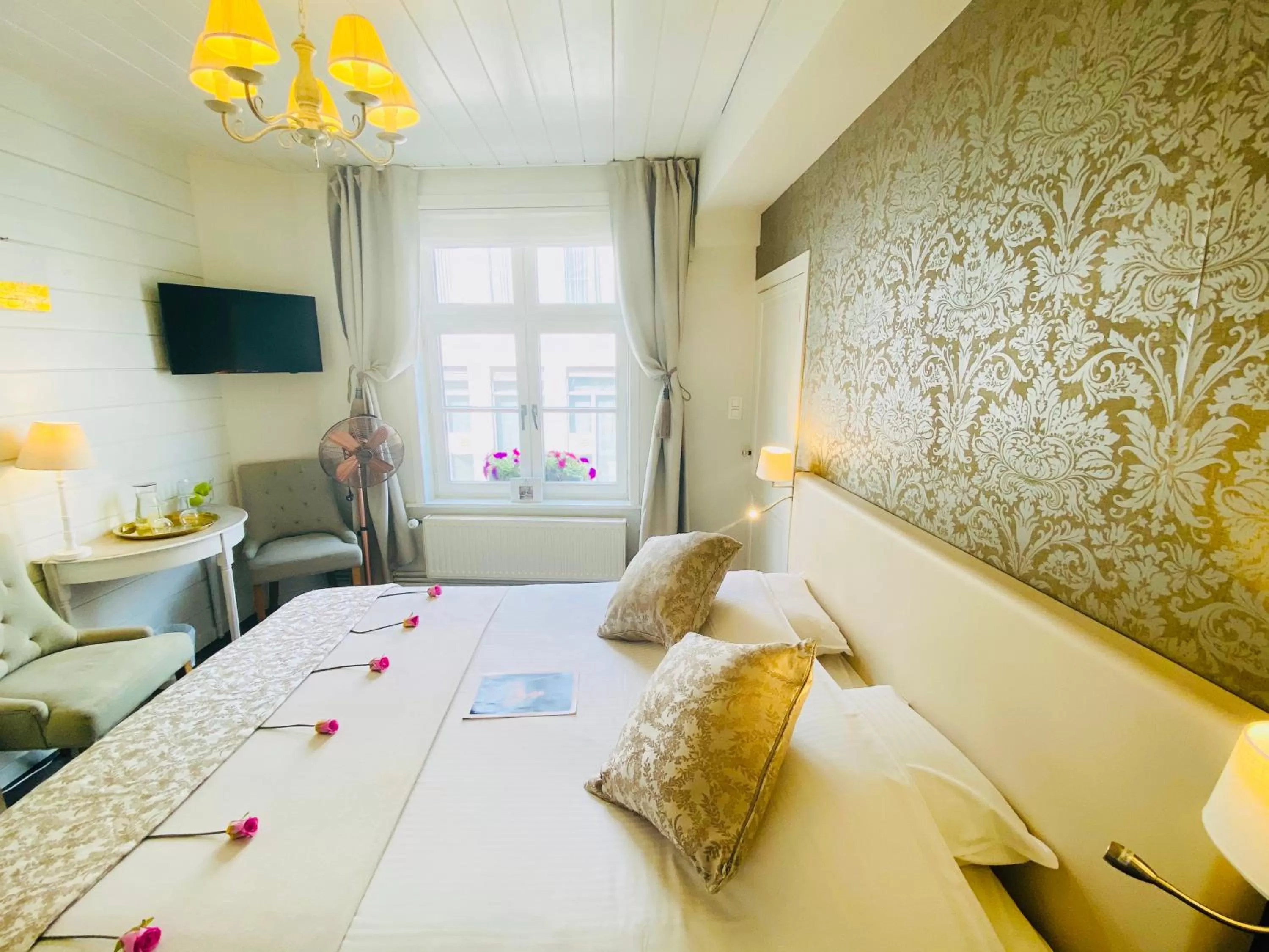 Bed in The White Queen B&B