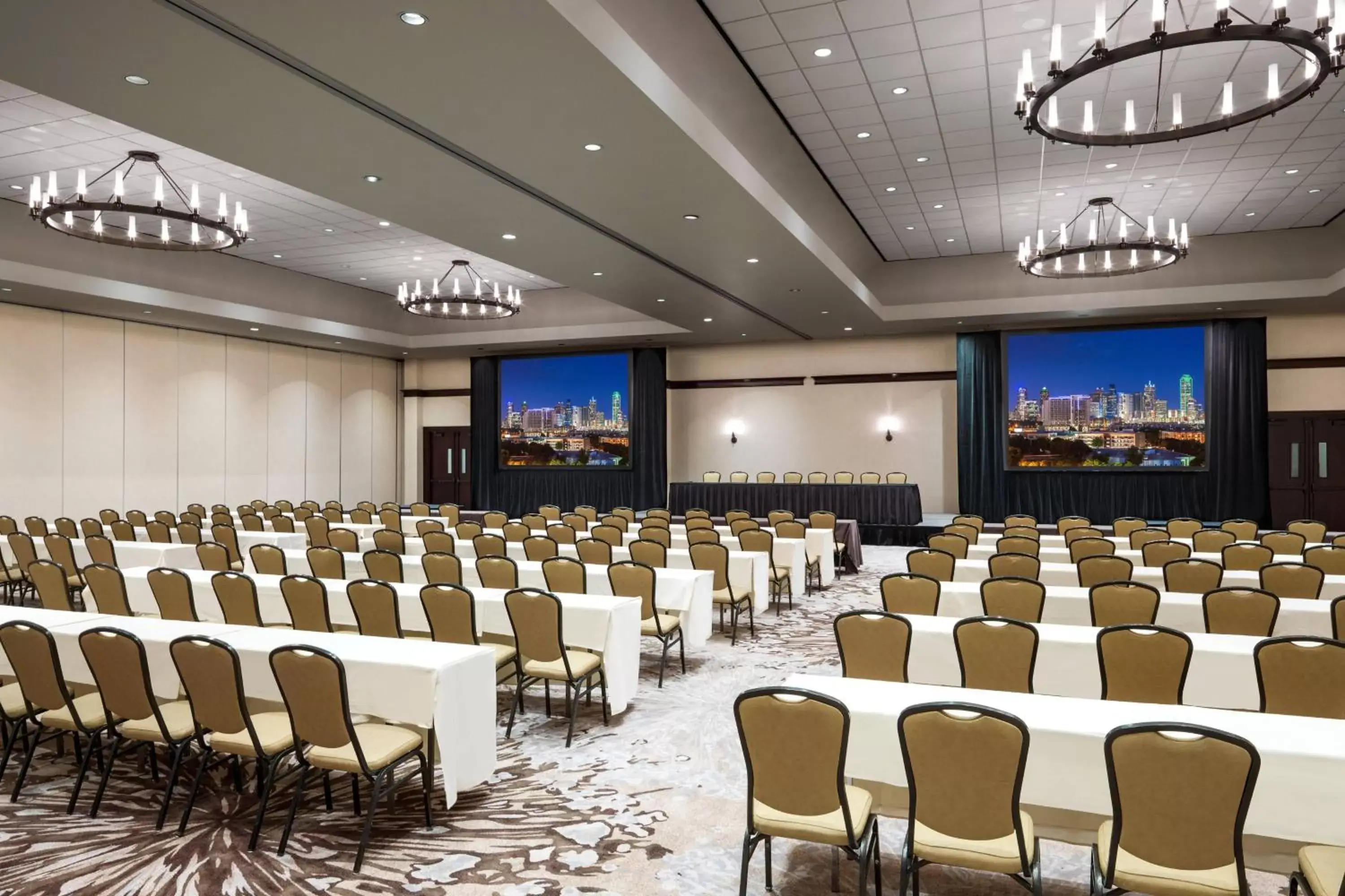 Meeting/conference room in The Westin Dallas Fort Worth Airport