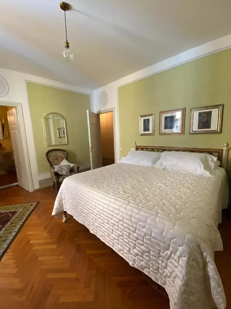 Bed in Palazzo Rocchi B&B