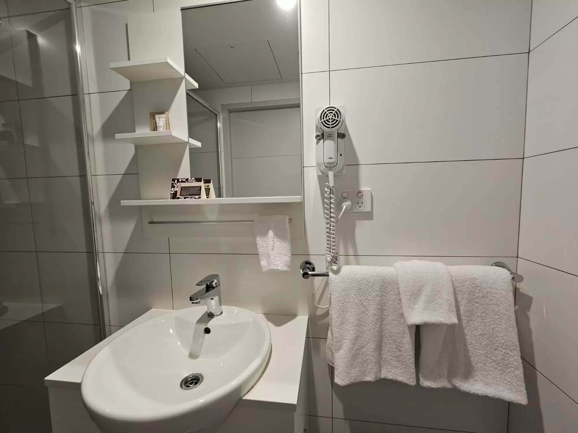 Bathroom in Studio 8 Residences - Adults Only