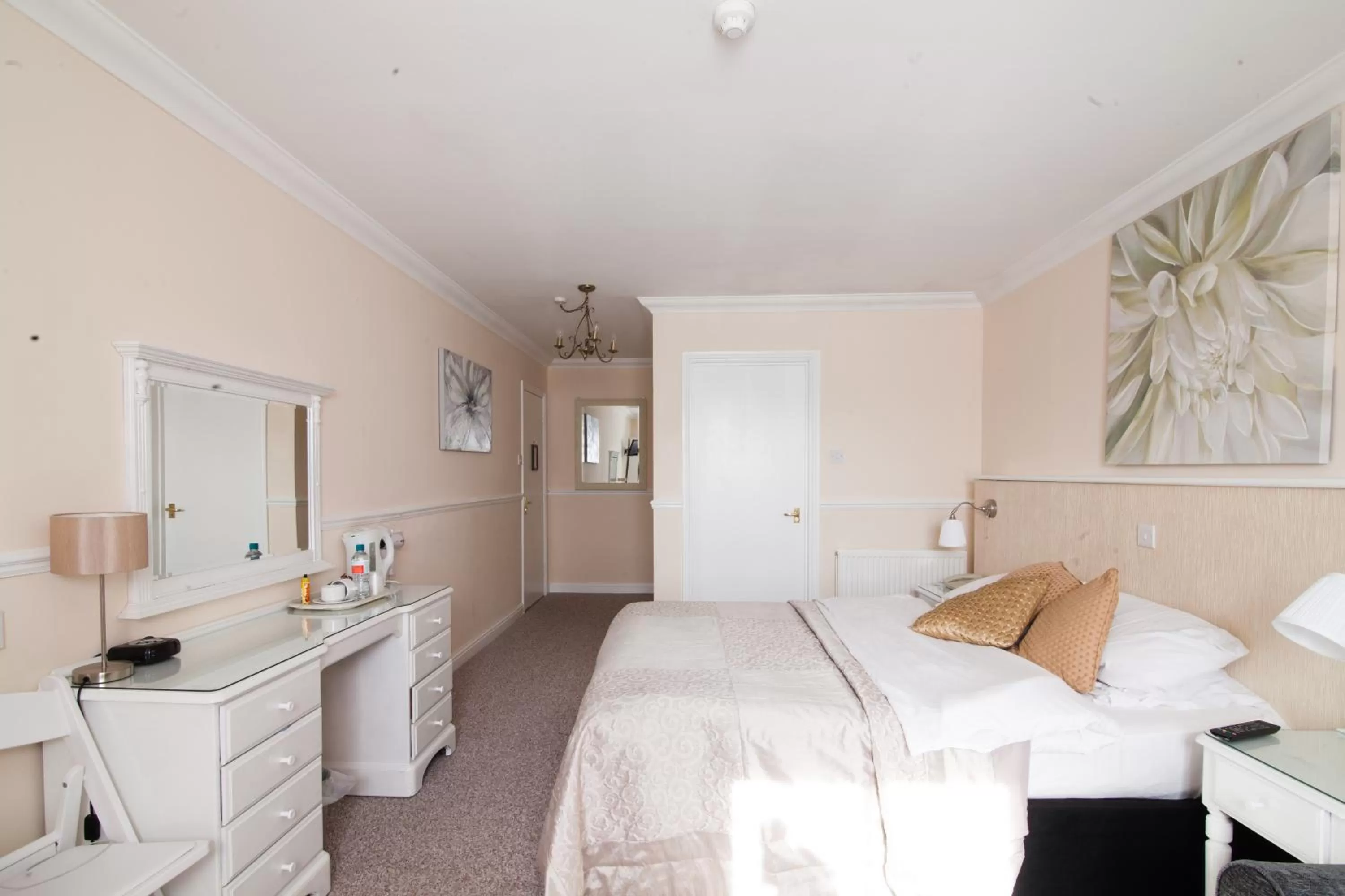 Bedroom, Bed in Hunters Meet