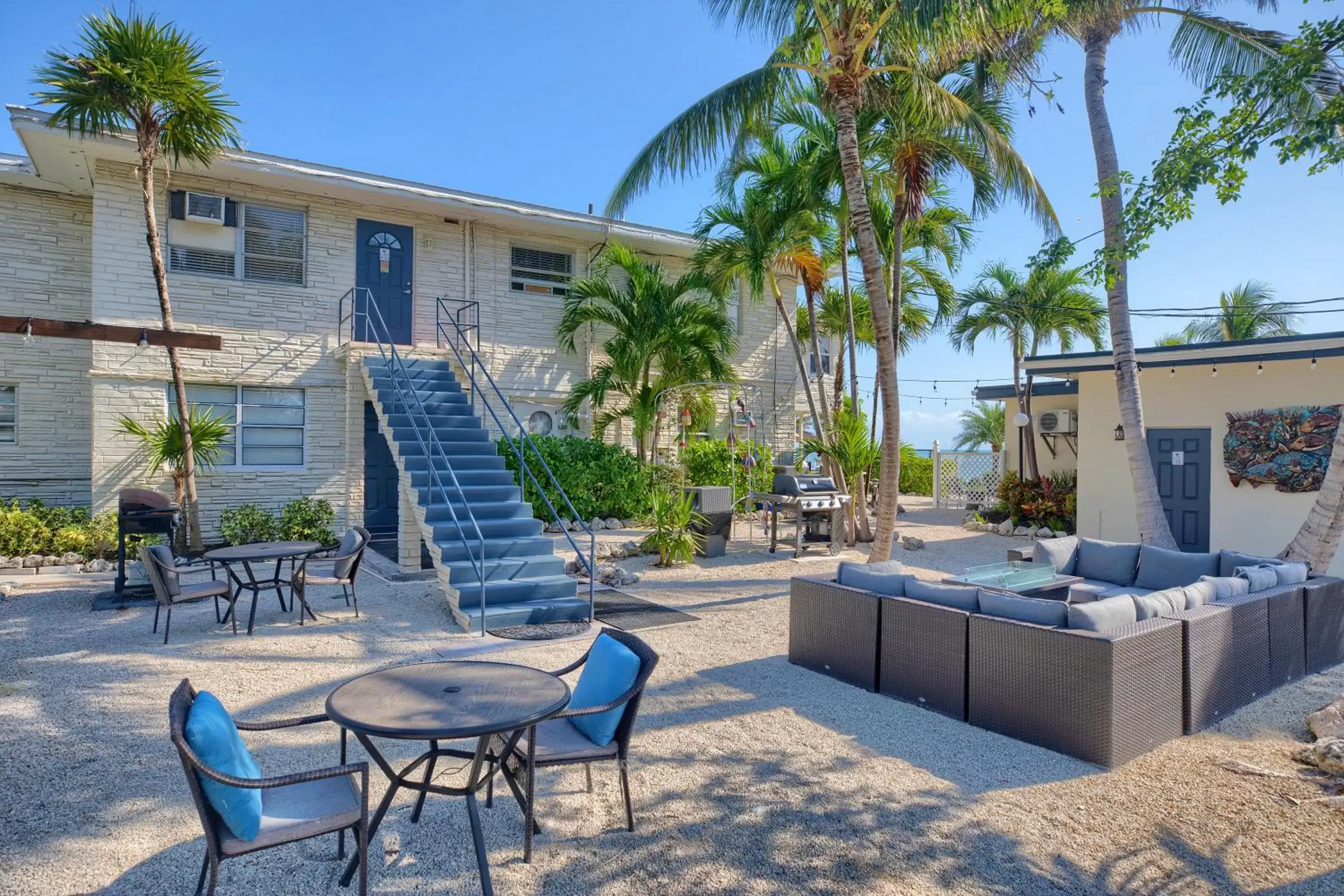 Patio, Swimming Pool in Seascape Resort & Marina