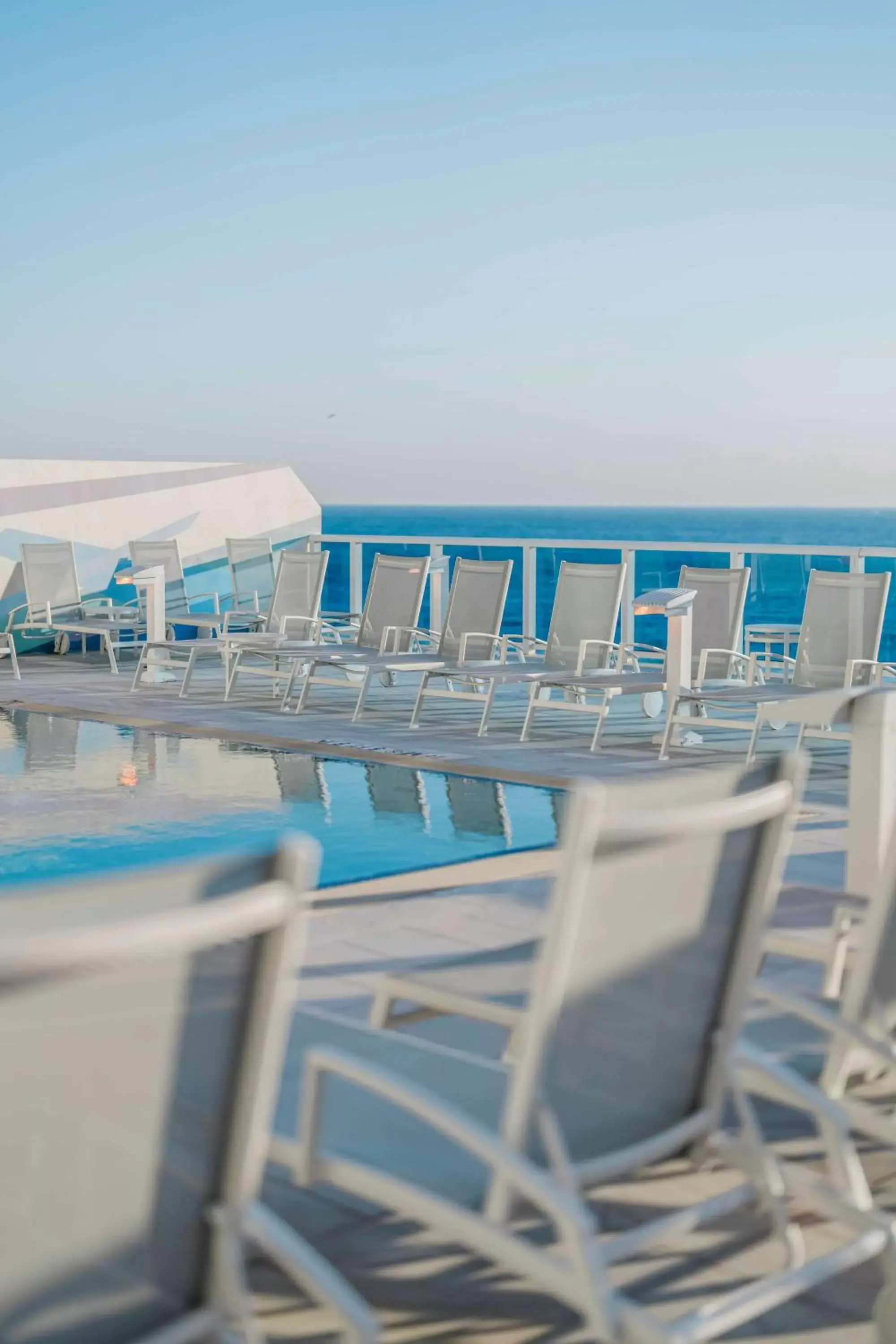 Swimming Pool in Hotel Maren Fort Lauderdale Beach, Curio Collection By Hilton