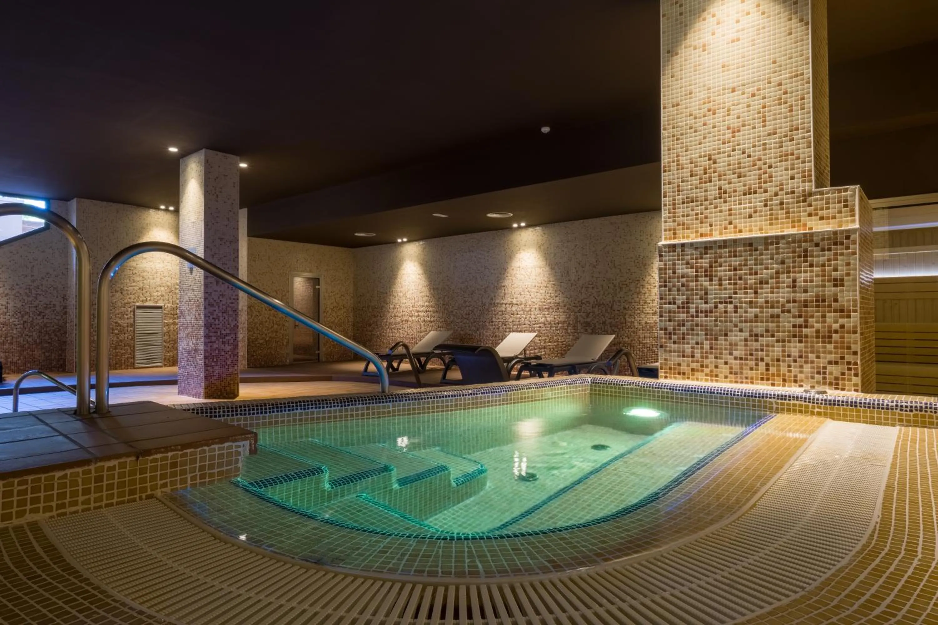 Spa and wellness centre/facilities in Hotel California Palace