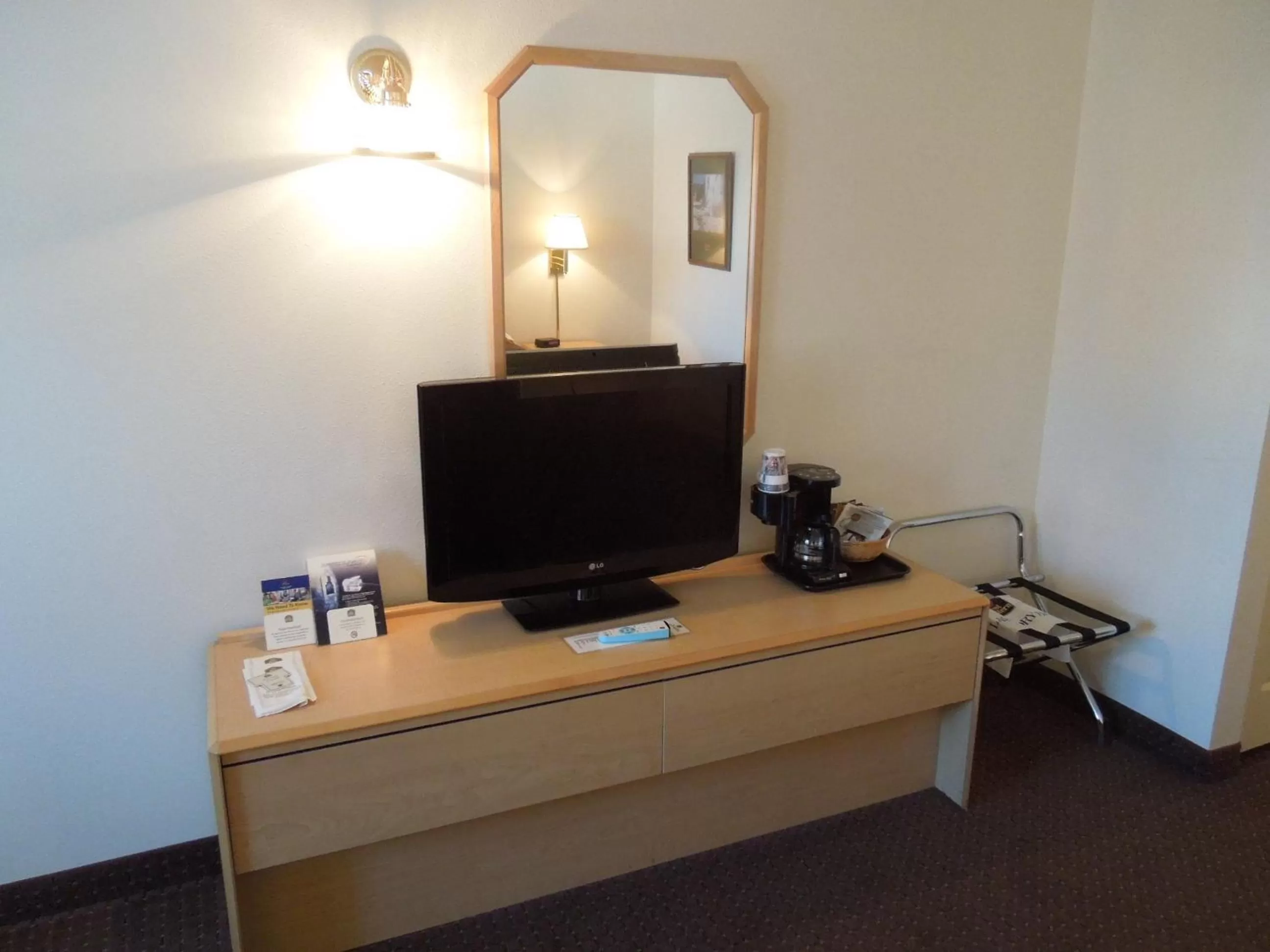 Decorative detail in Inn at Lander, Travelodge by Wyndham