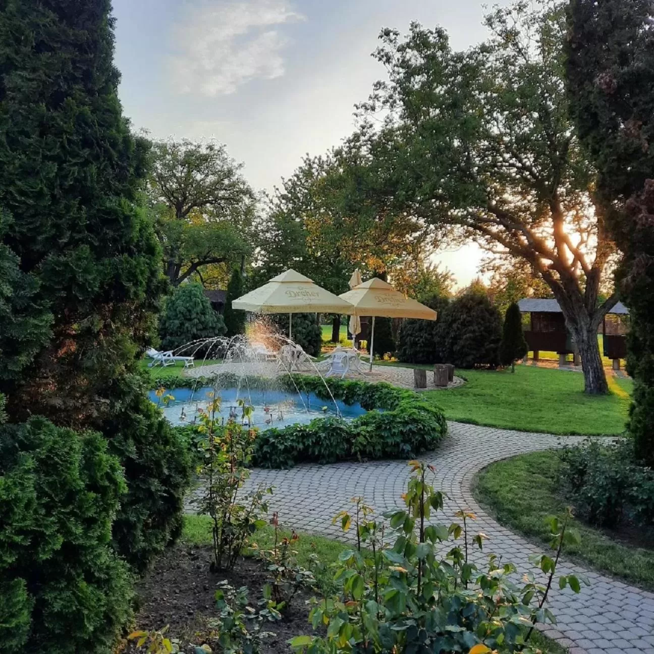 Inner courtyard view, Garden in Gasthof Laci Betyár