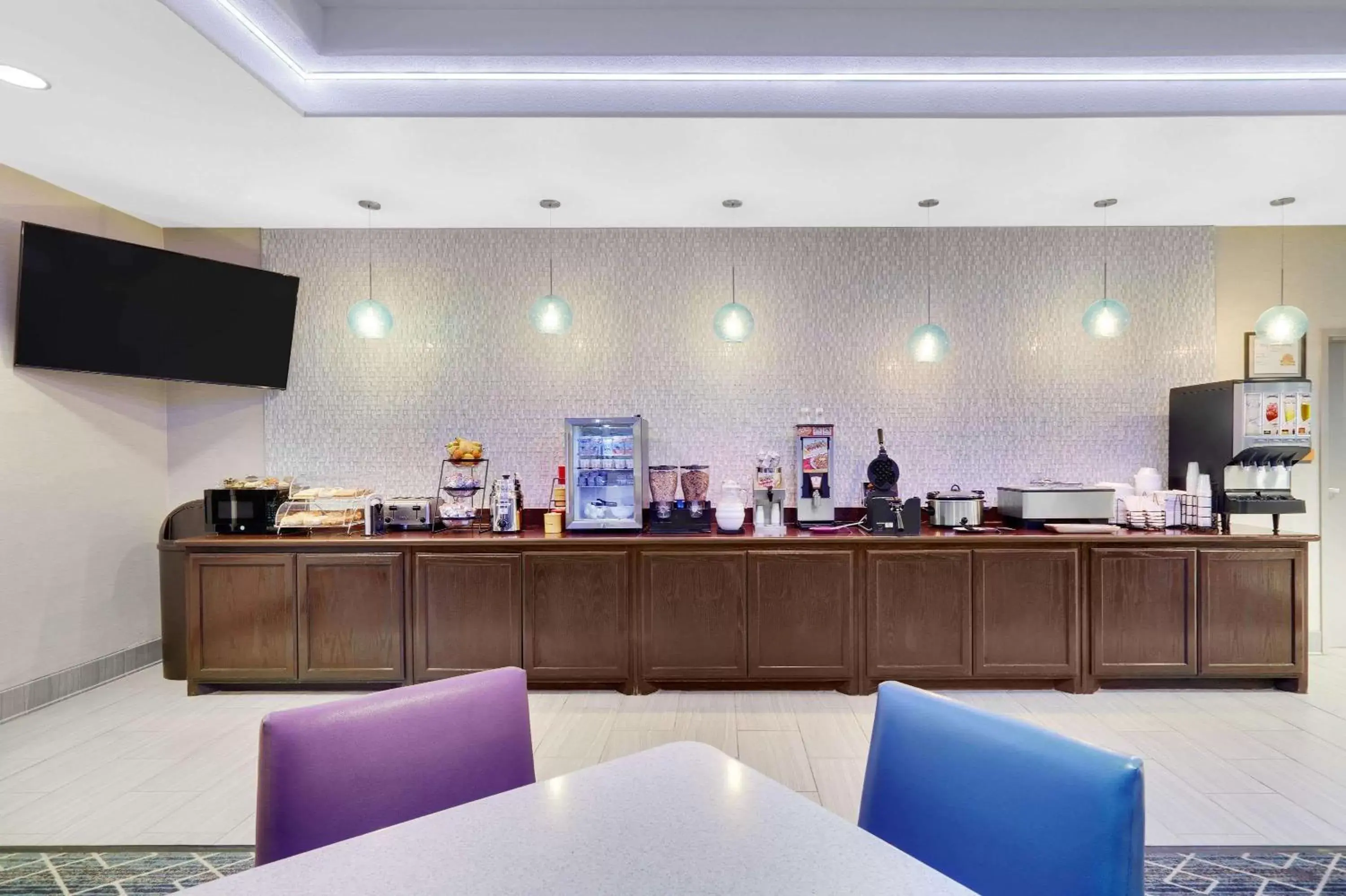 Restaurant/places to eat in La Quinta by Wyndham Big Spring Restaurant/places to eat in La Quinta by Wyndham Big Spring