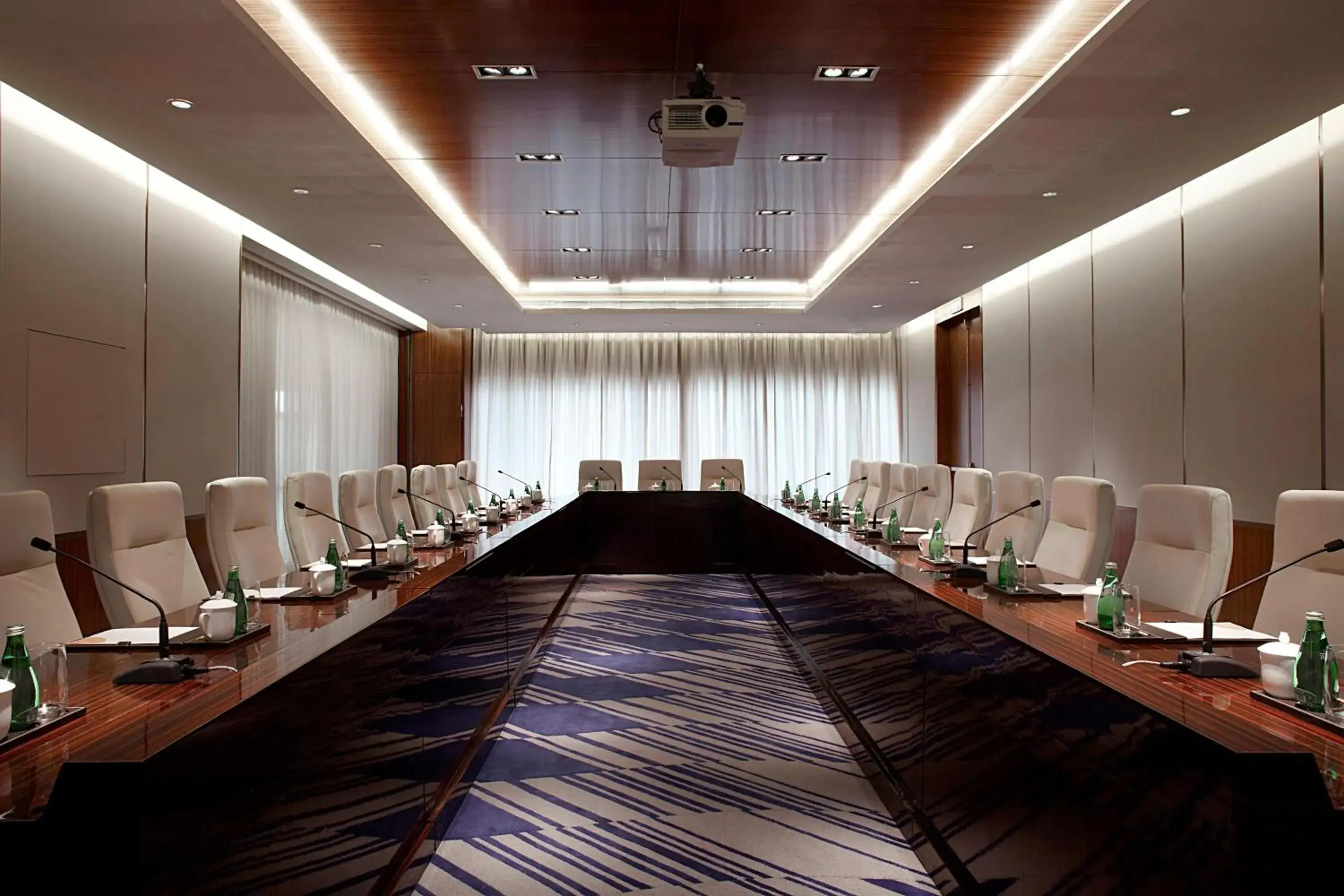 Meeting/conference room in Courtyard by Marriott Shanghai Jiading