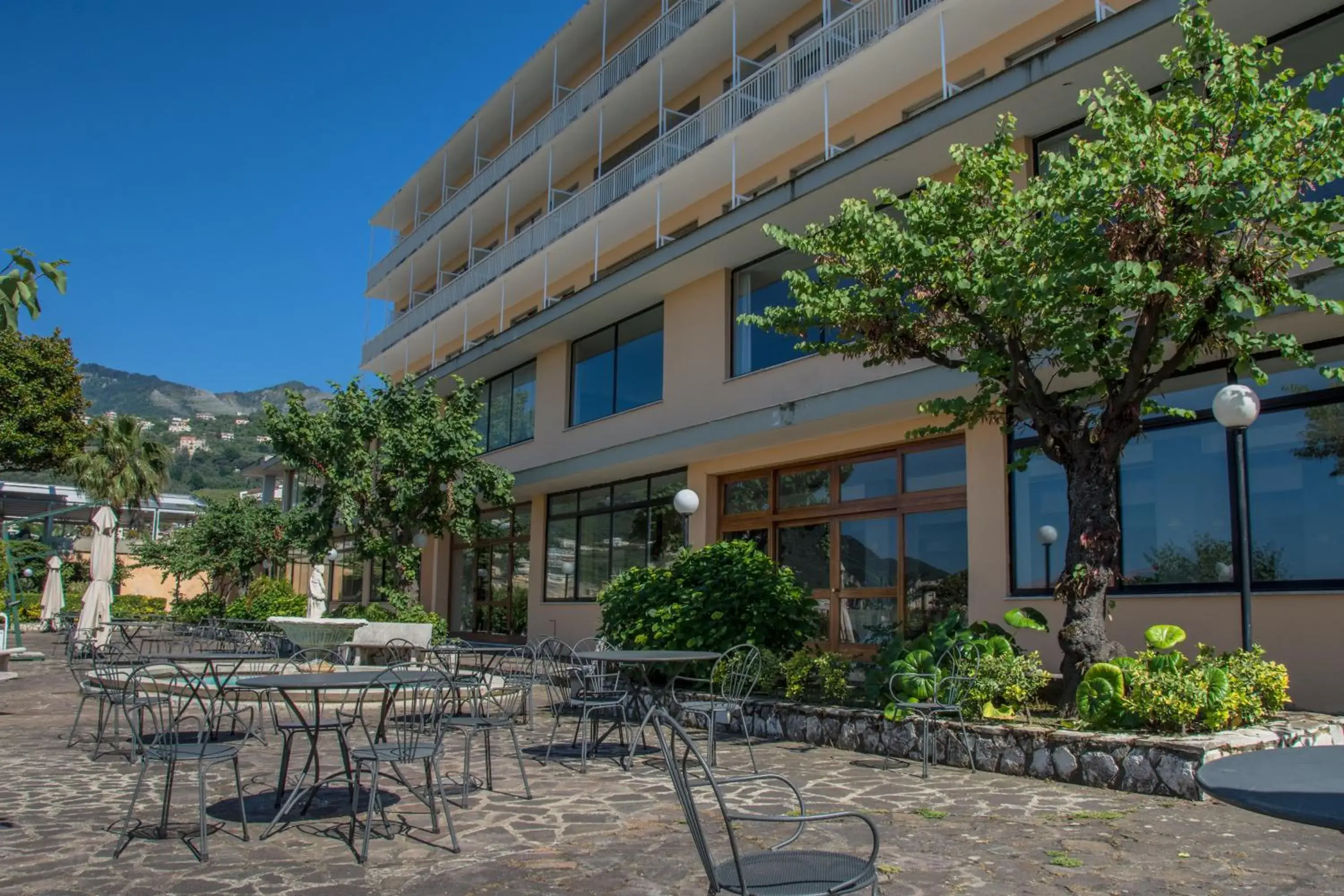 Garden, Property Building in Grand Hotel Moon Valley