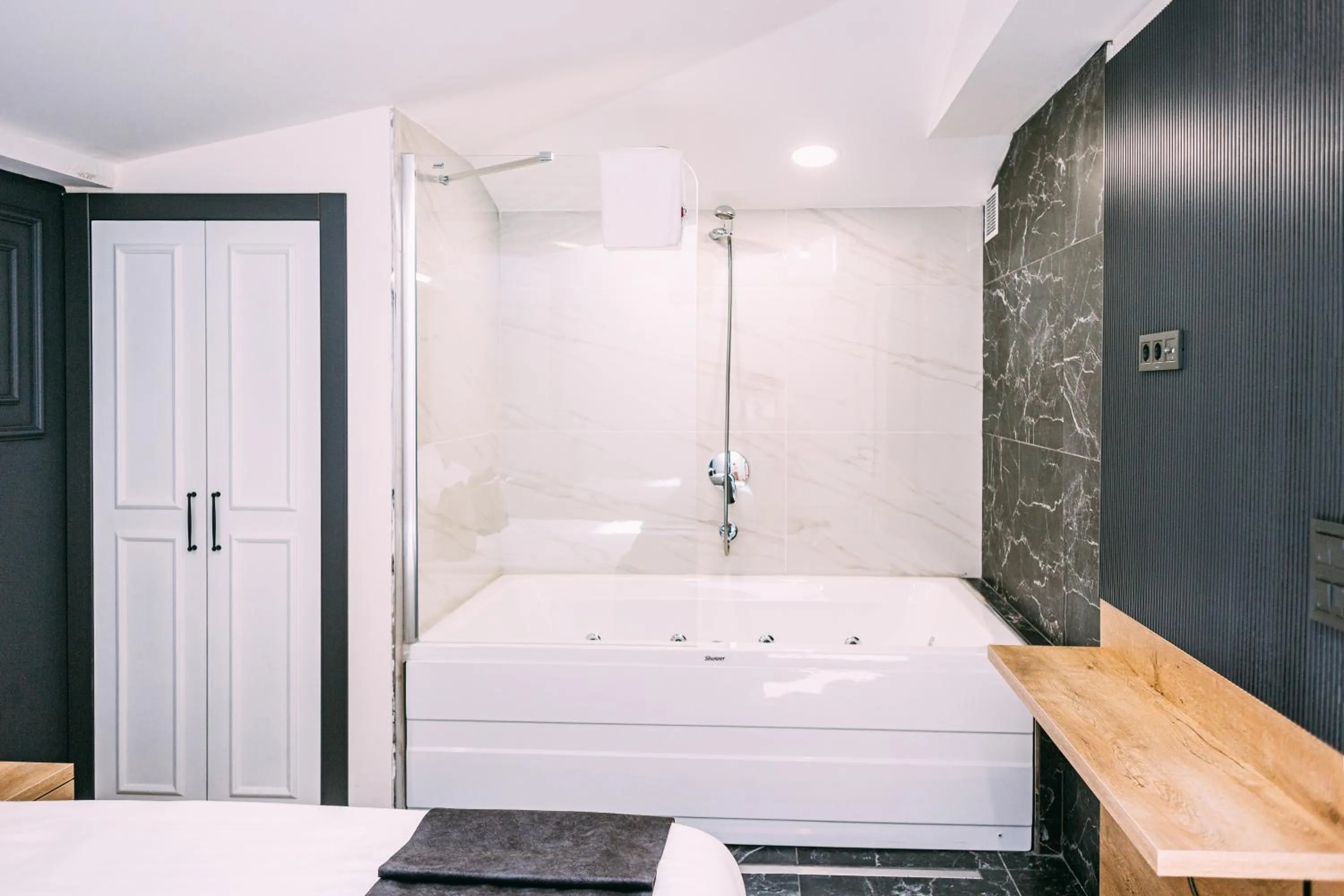 Bed in RW BOUTIQUE HOTEL