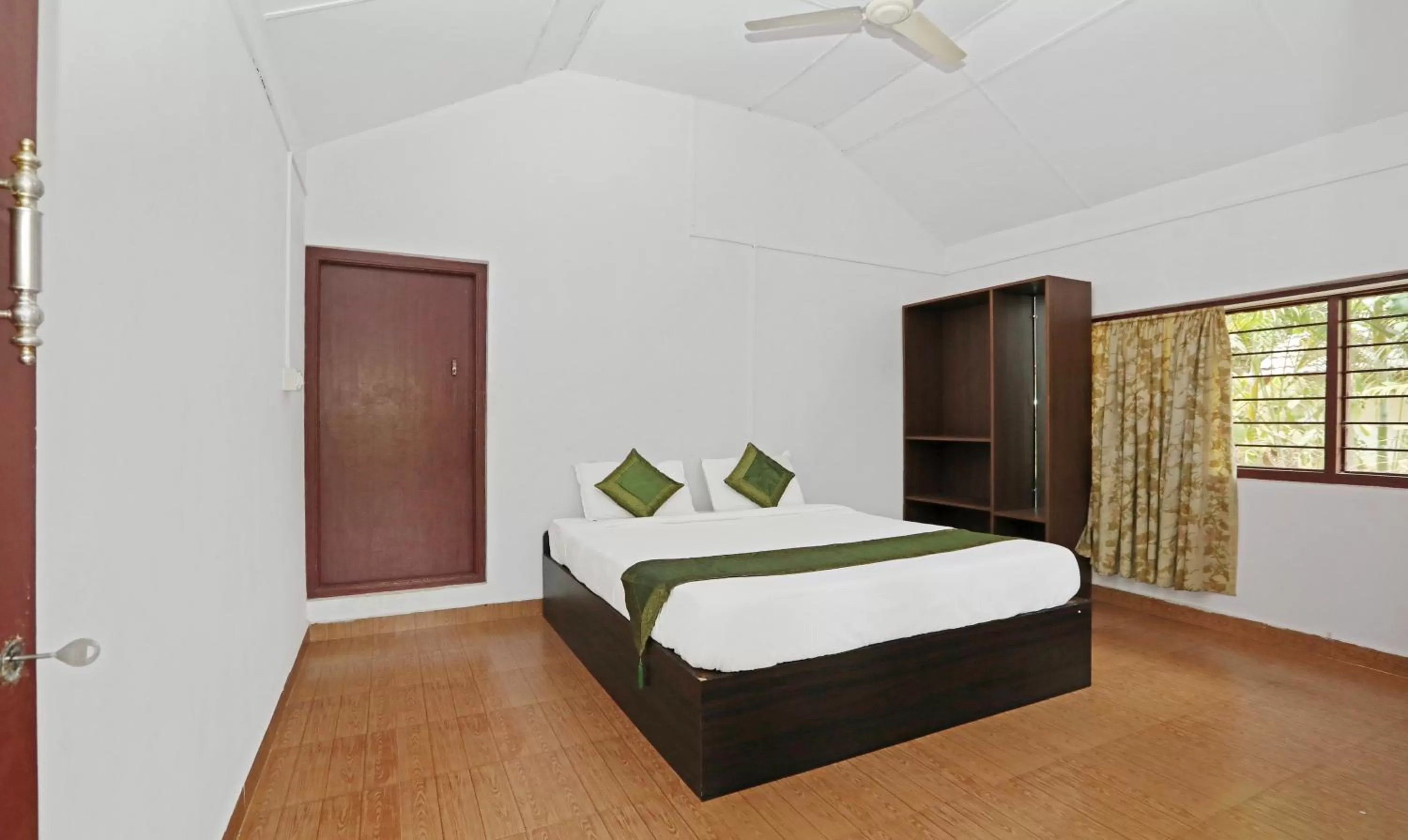 Bedroom, Bed in Itsy Hotels Jammabane Cottage