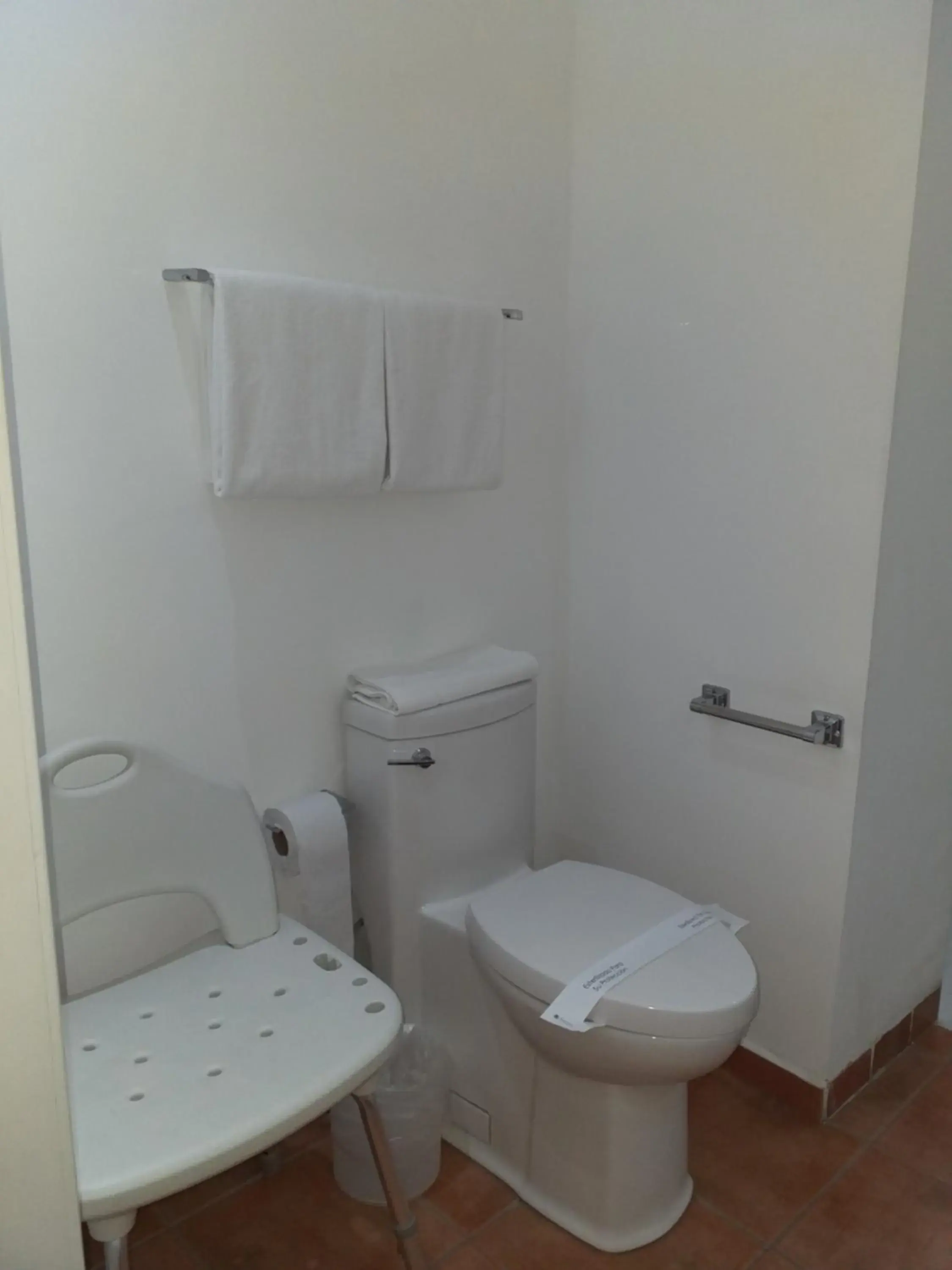 Property building, Bathroom in Best Western Saltillo